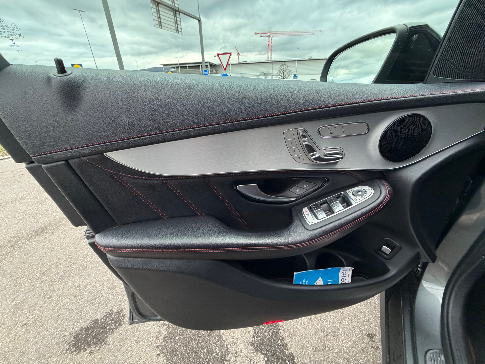 MERCEDES-BENZ GLC 43 AMG 4Matic 9G-Tronic-image-12