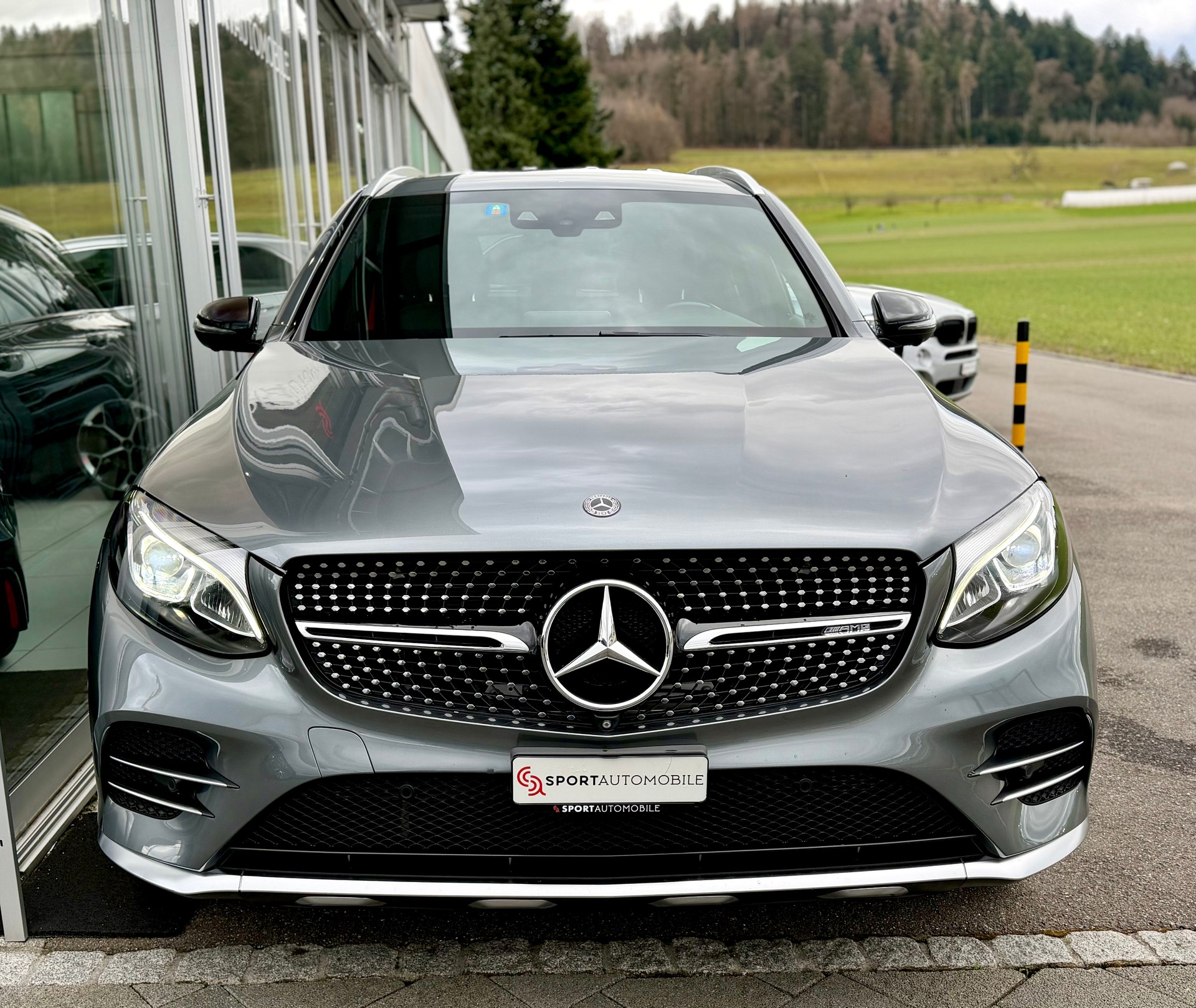 MERCEDES-BENZ GLC 43 AMG 4Matic 9G-Tronic-showroom-element-3