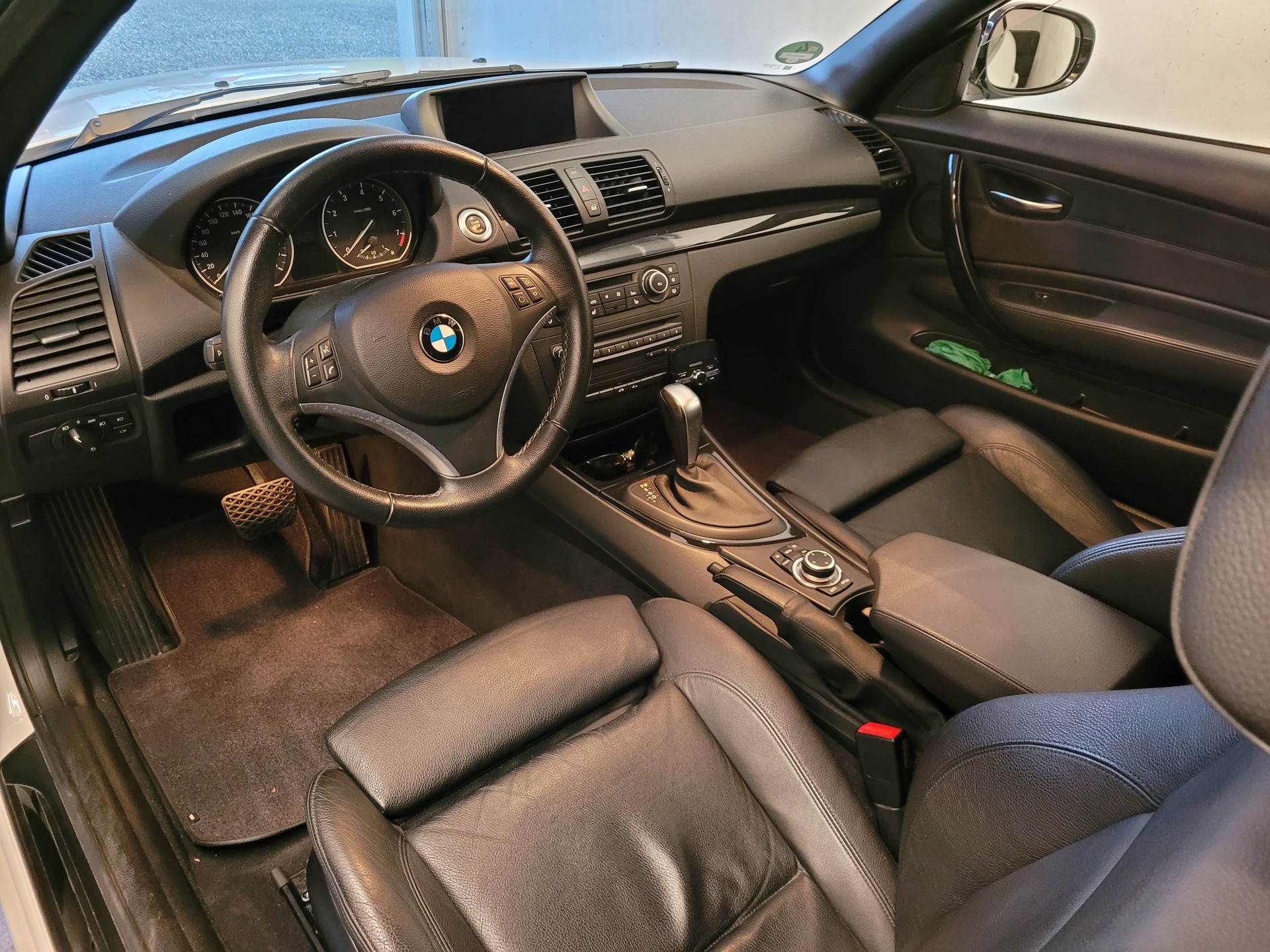 BMW 125i Cabrio Steptronic-image-5