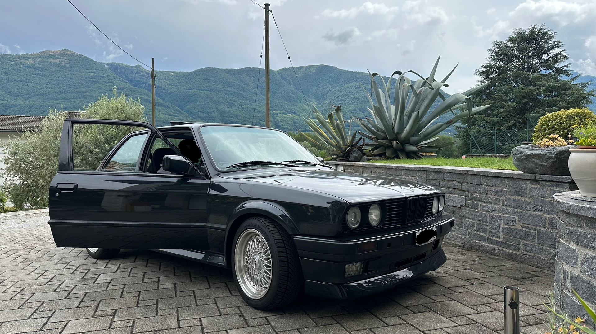 BMW E30 325iX Swiss Spec-image-2