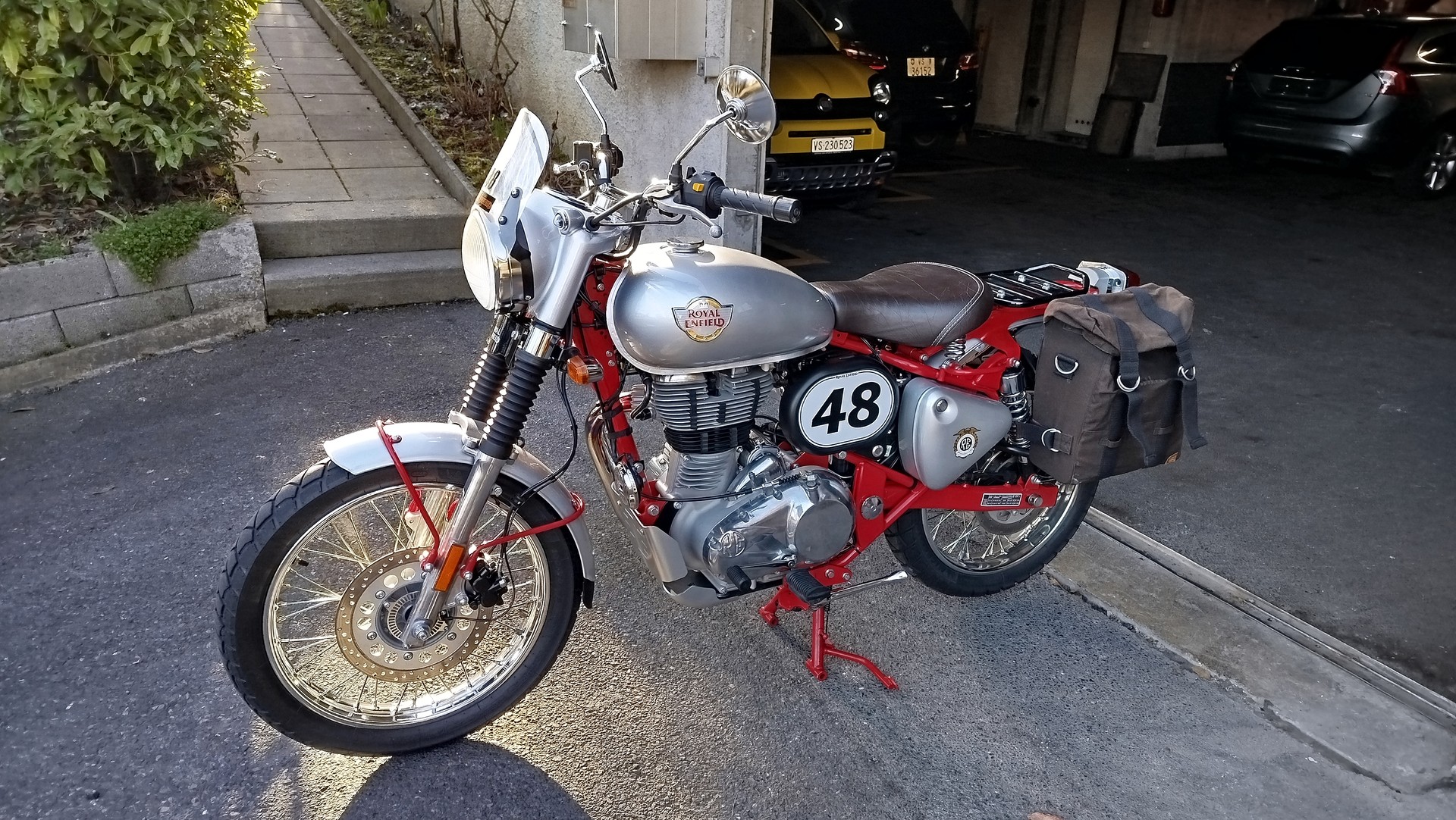 ROYAL ENFIELD Bullet 500 EFI-image-3