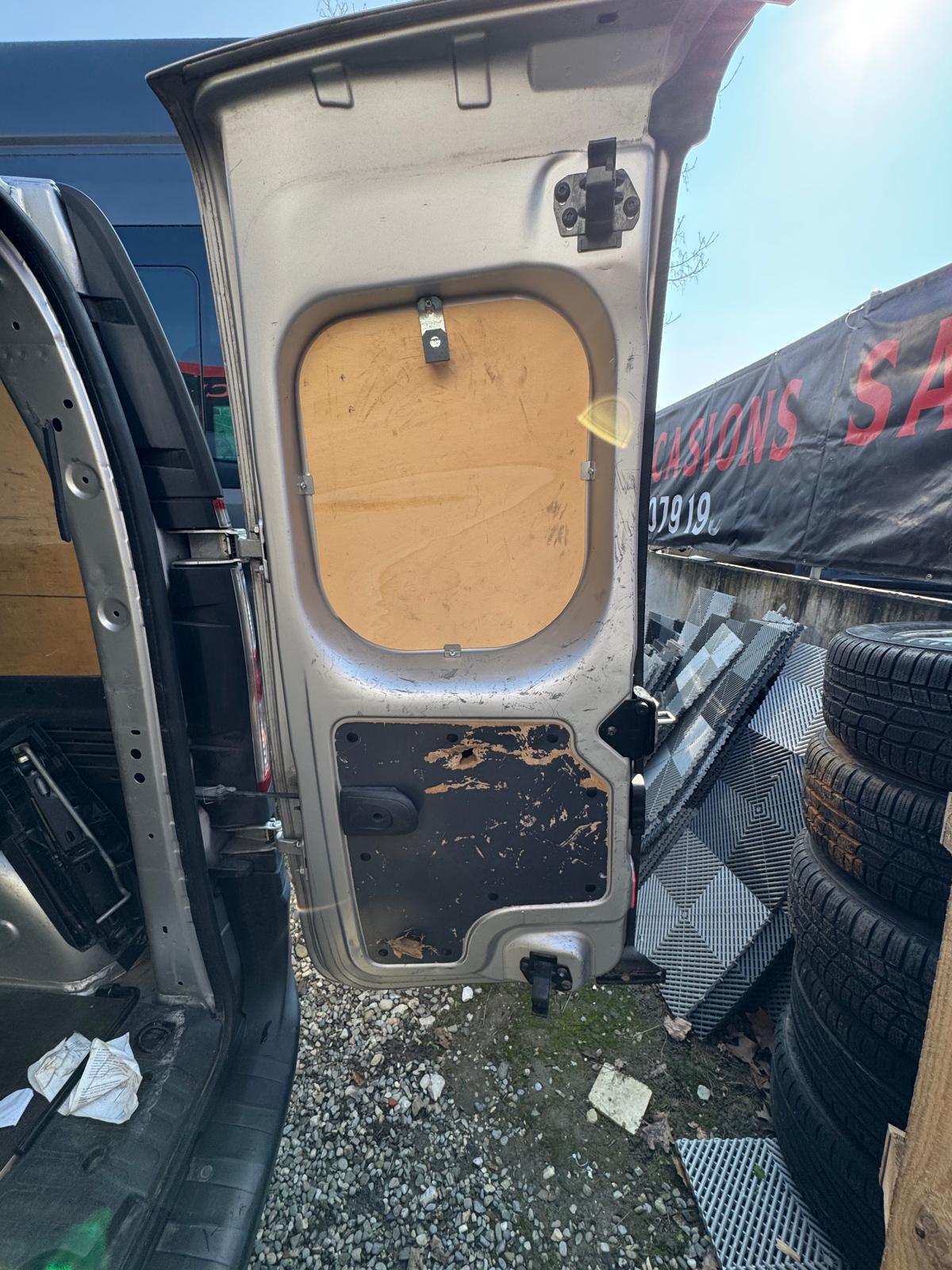 RENAULT Kangoo Medium dCi 110 ENERGY Business-image-18