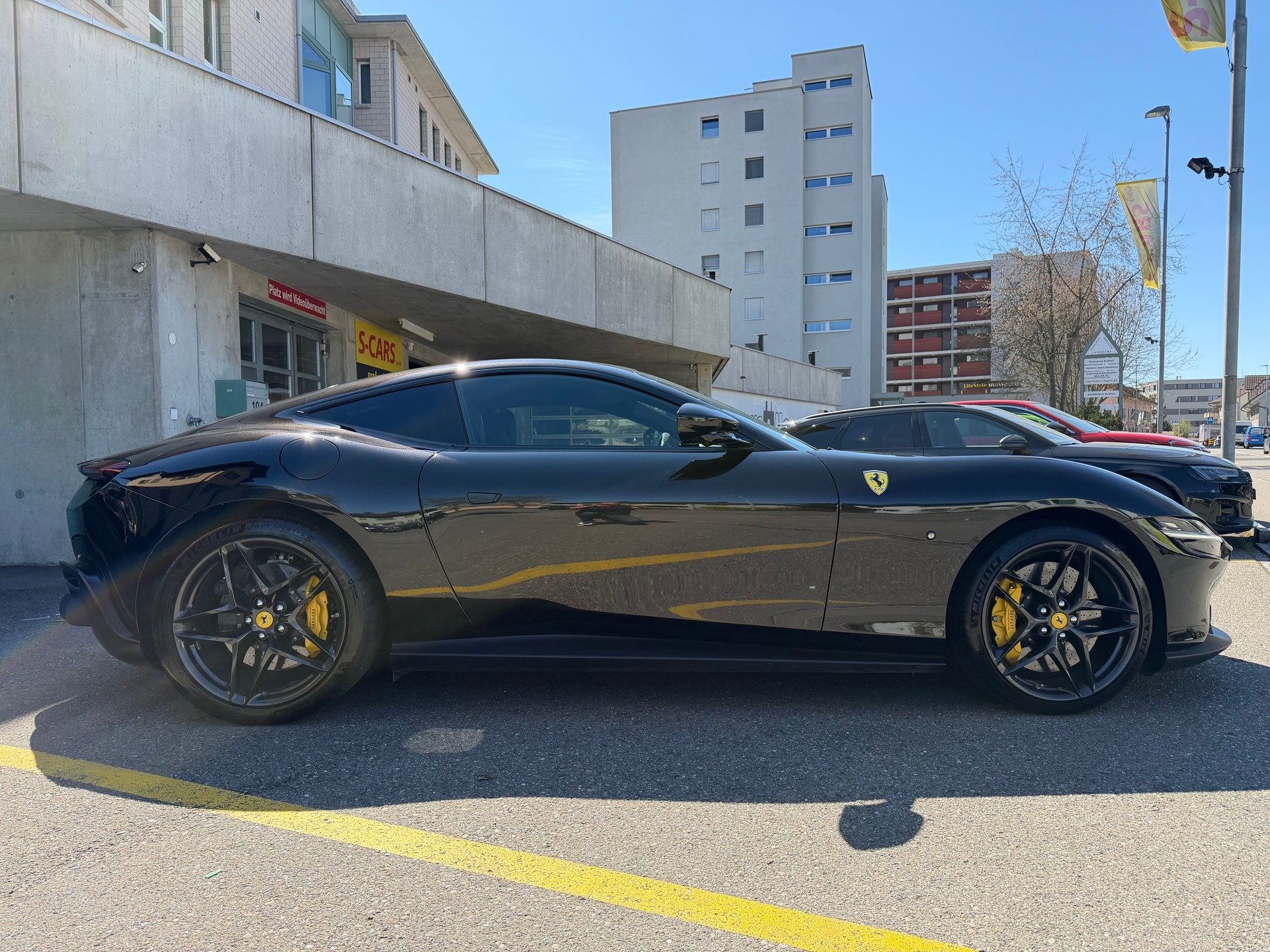 FERRARI Roma 3.9 V8 T-image-4