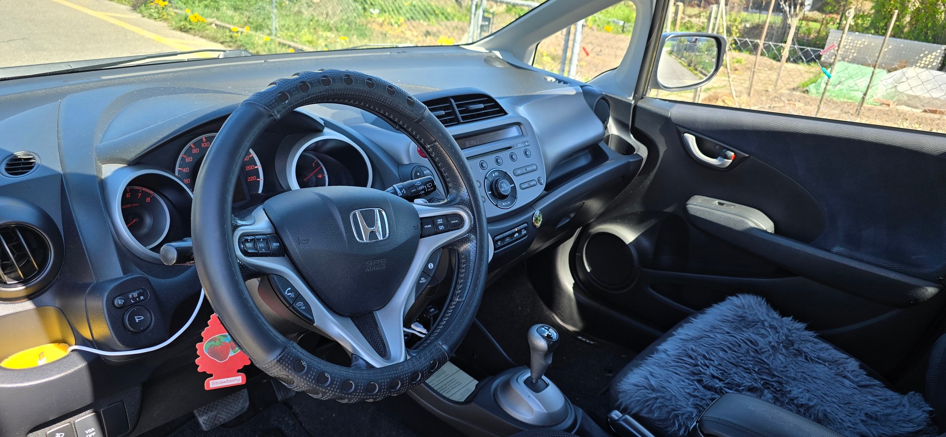 HONDA Jazz 1.4i Elegance i-Shift-image-9