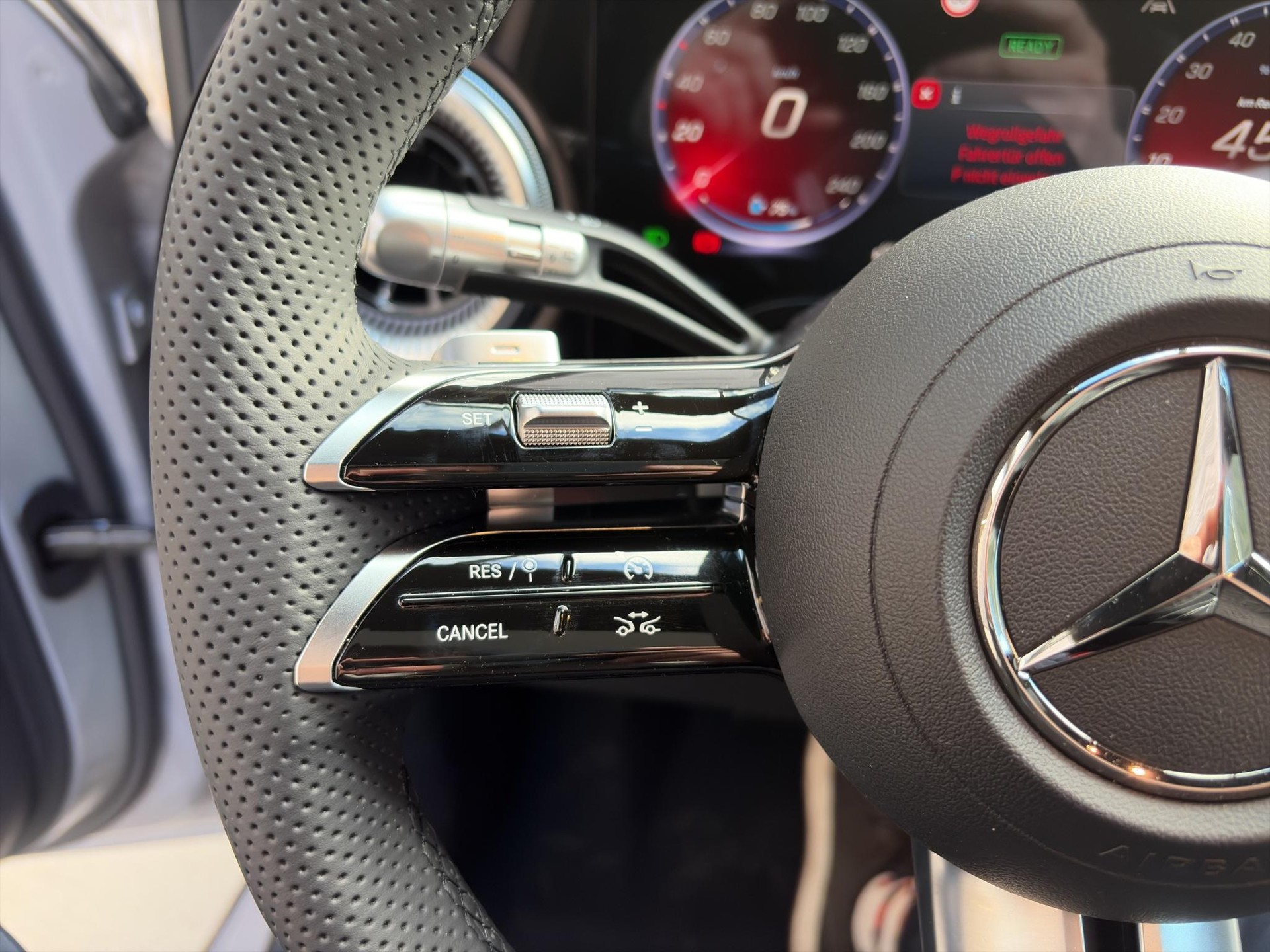 MERCEDES-BENZ GLC 400 4matic EQ-image-14