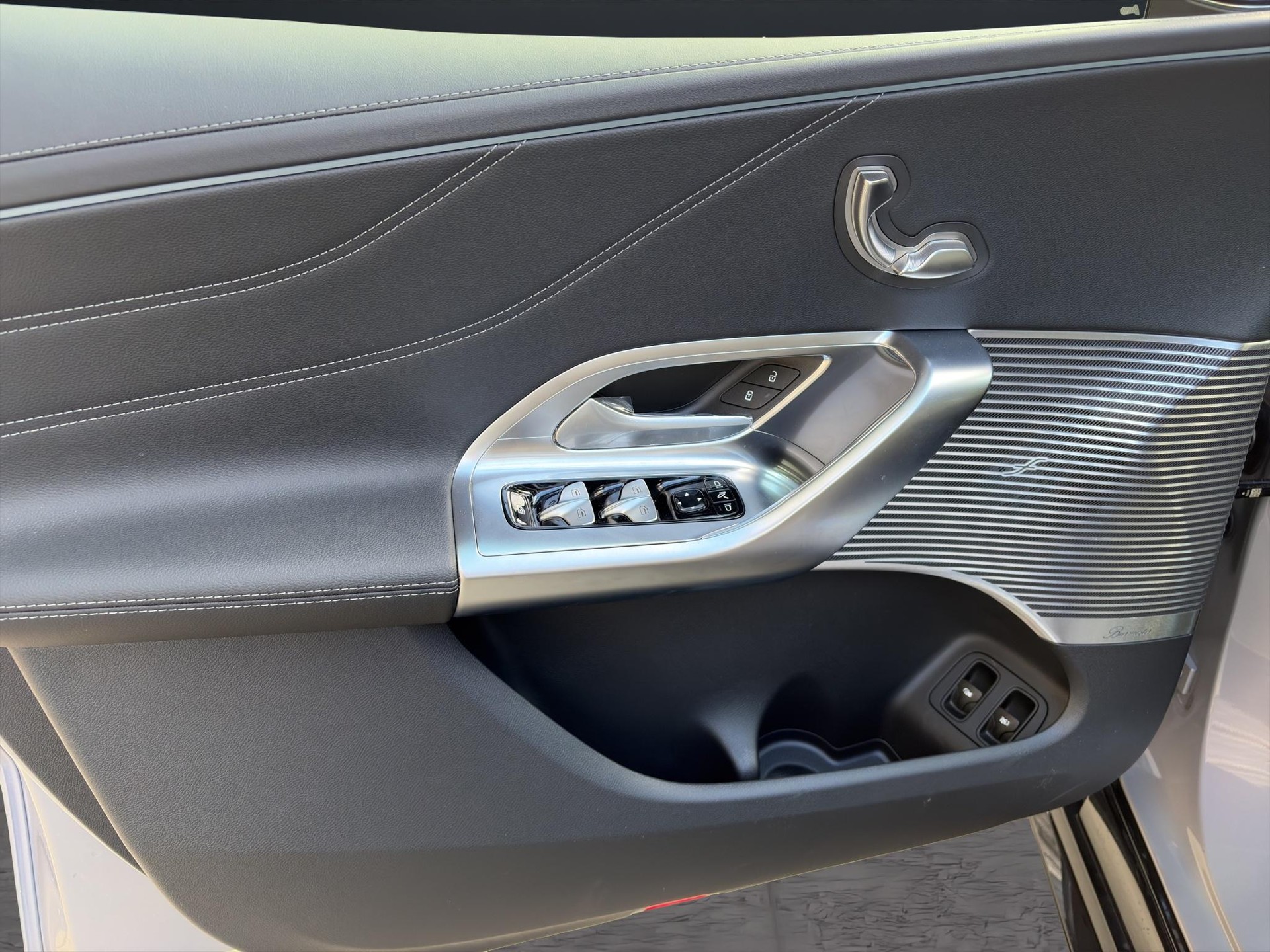 MERCEDES-BENZ GLC 400 4matic EQ-image-9