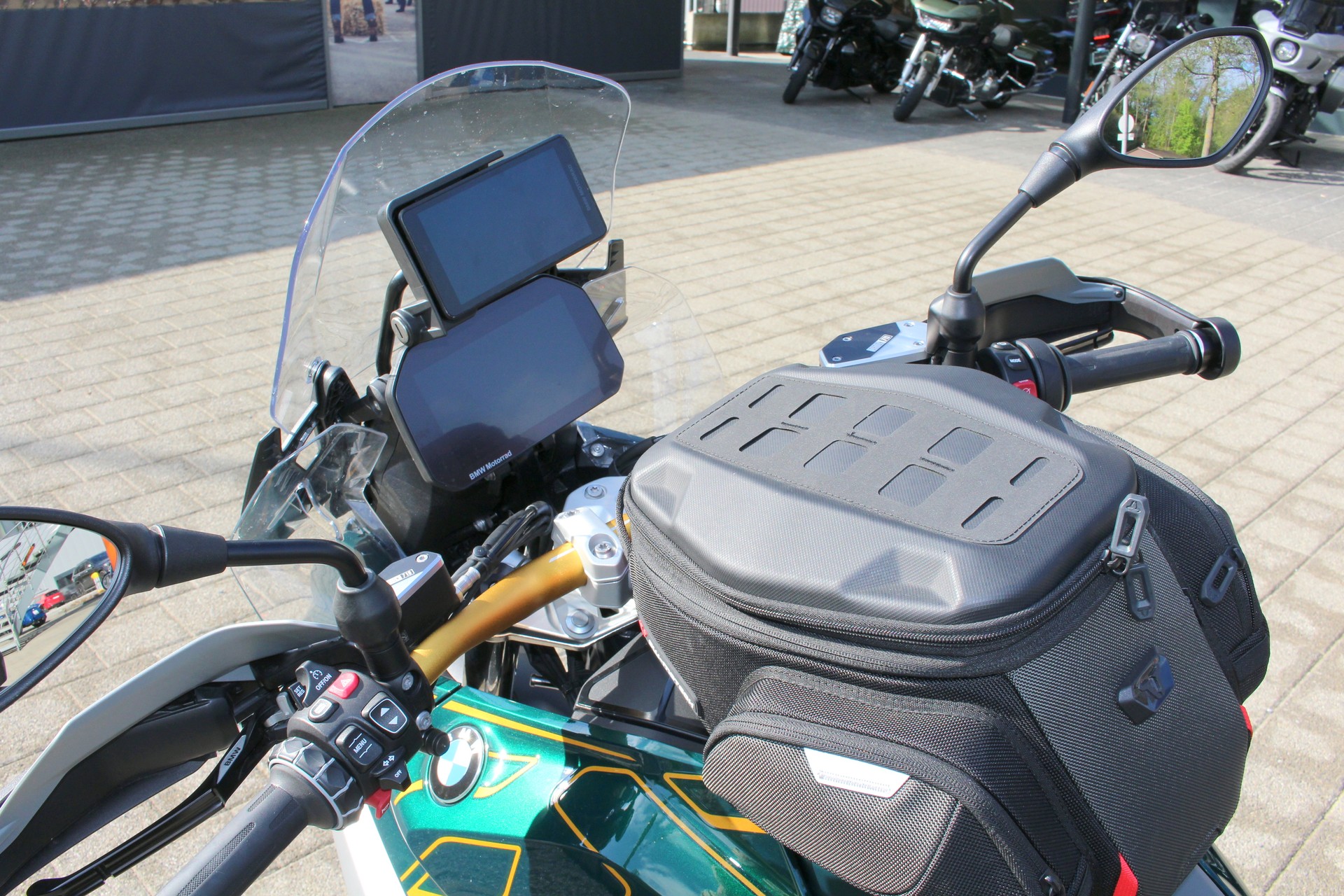 BMW R 1300 GS-image-5