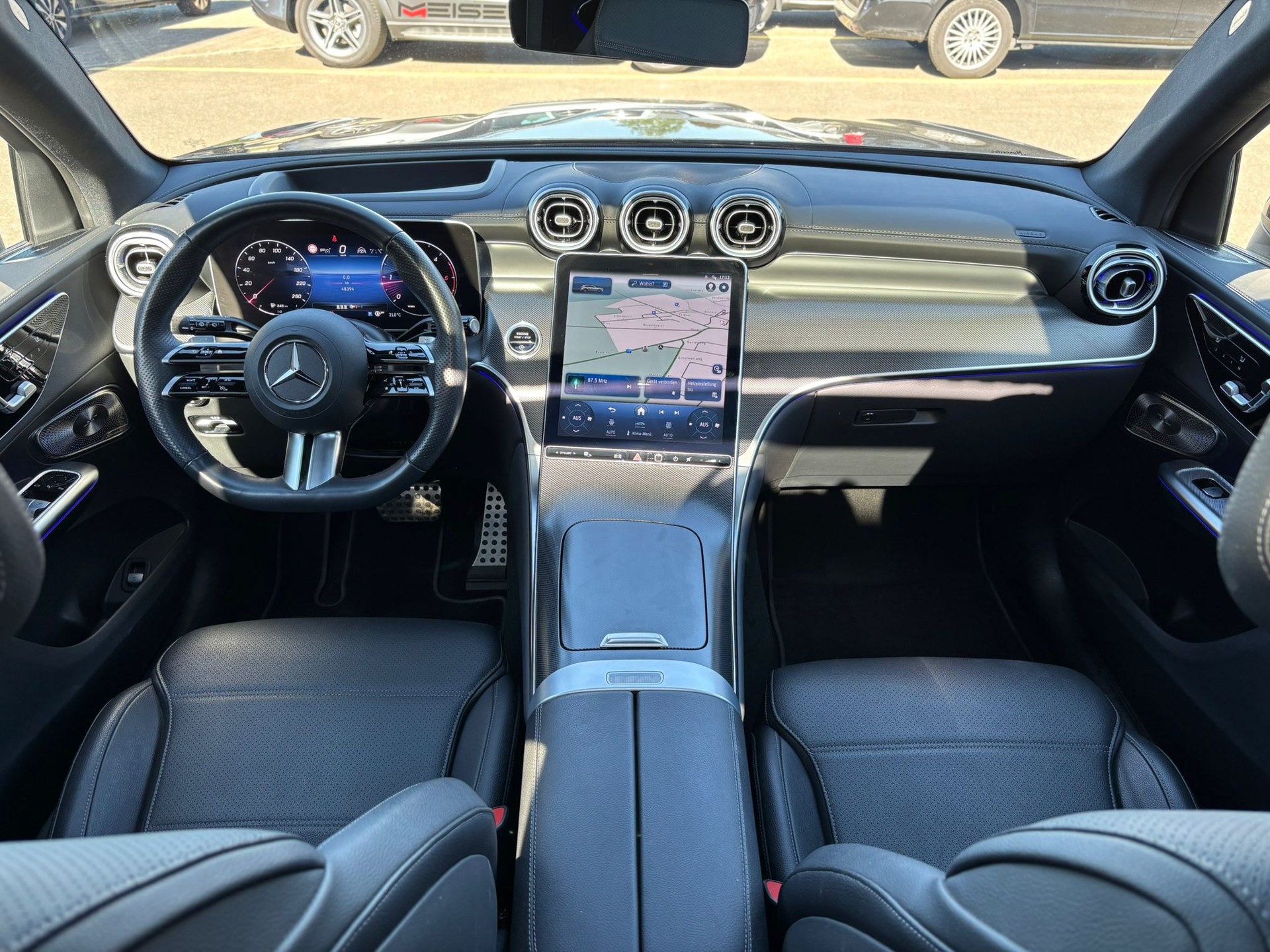 MERCEDES-BENZ GLC 220d AMG-Line 4Matic-image-7