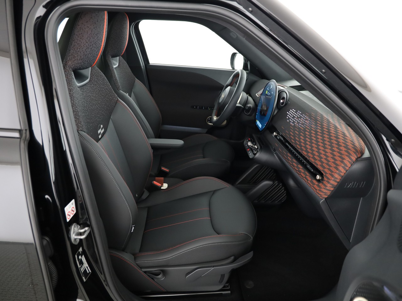 MINI Aceman E I MINI Days Offer-image-13
