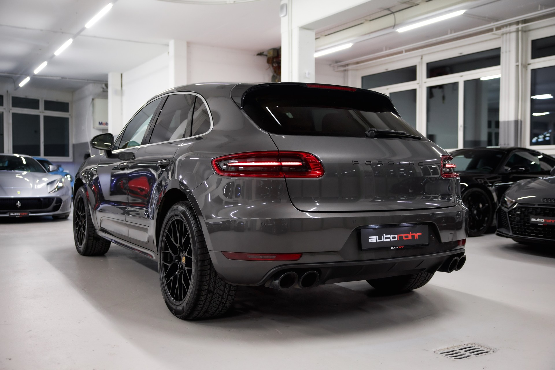 PORSCHE Macan Turbo Performance PDK *approved bis April 2027*-image-6