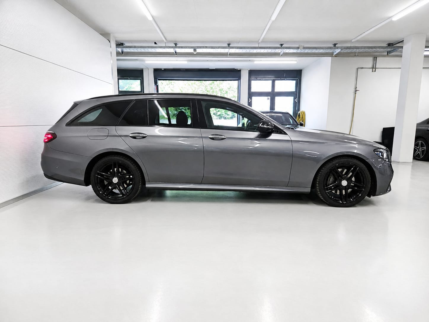 MERCEDES-BENZ E 220 d T AMG Line *Leasing ohne Anzahlung ab 480.--image-4