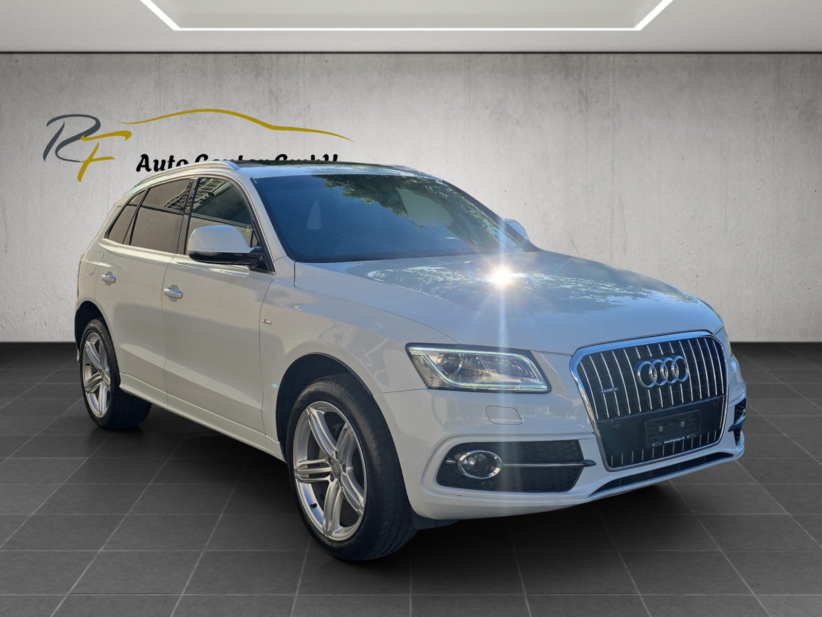 AUDI Q5 2.0 TDI quattro S-tronic-image-2
