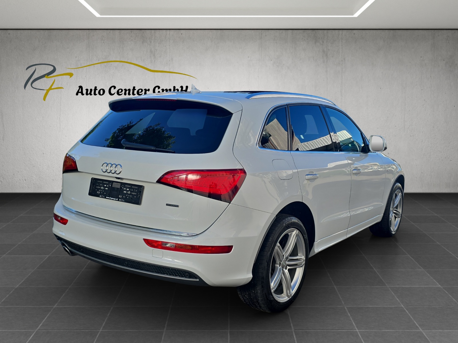 AUDI Q5 2.0 TDI quattro S-tronic-image-5