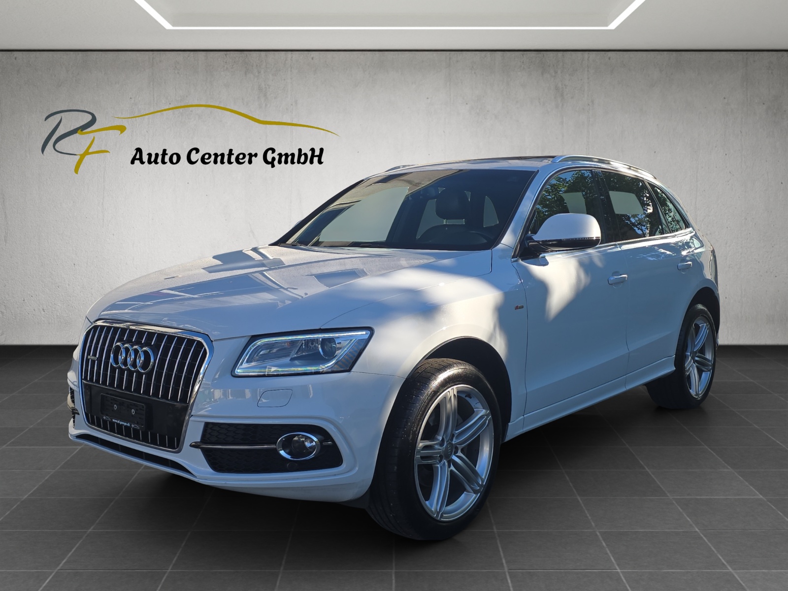 AUDI Q5 2.0 TDI quattro S-tronic-image-1