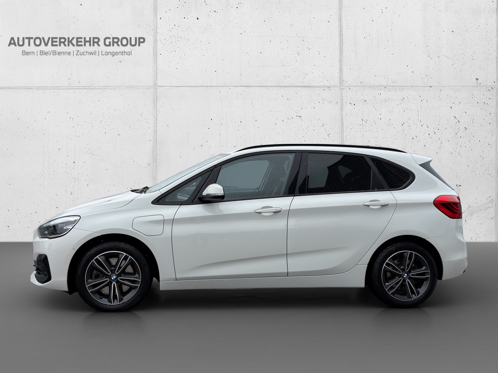 BMW 225xe ActiveTourer Sport-showroom-element-2