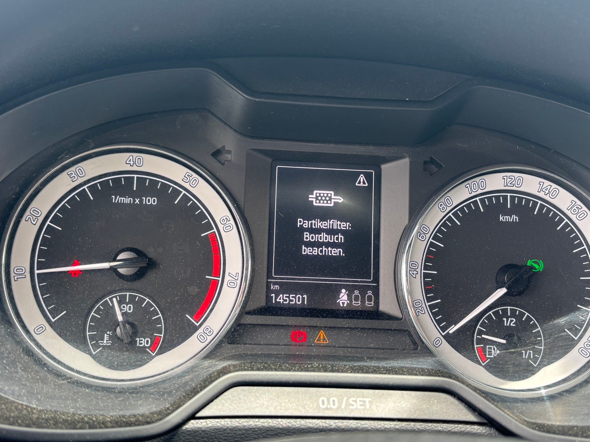 SKODA Octavia Combi 2.0 TSI Clever 4x4 DSG-image-6