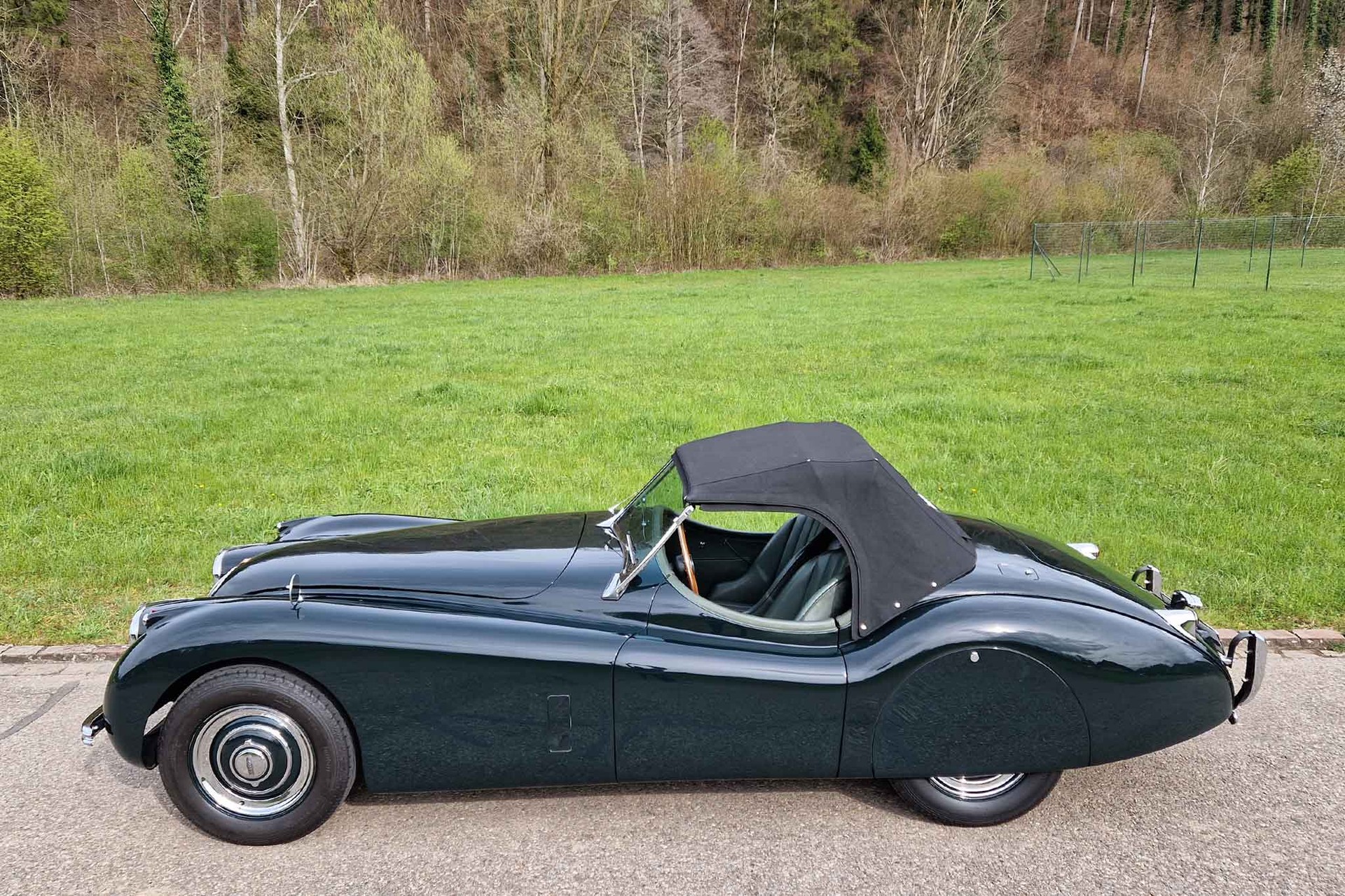 JAGUAR XK 120 OTS-image-10