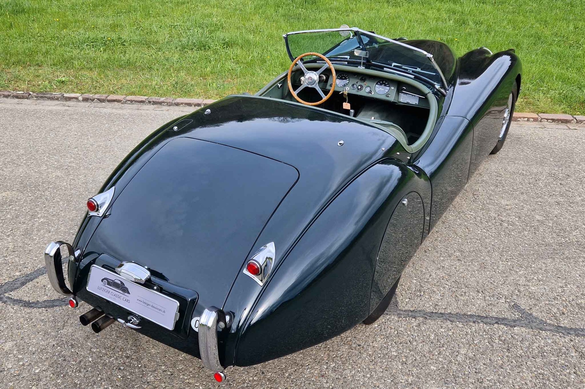 JAGUAR XK 120 OTS-image-9