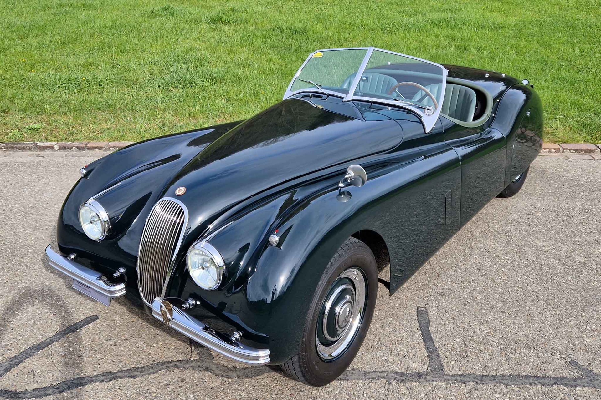 JAGUAR XK 120 OTS-image-8