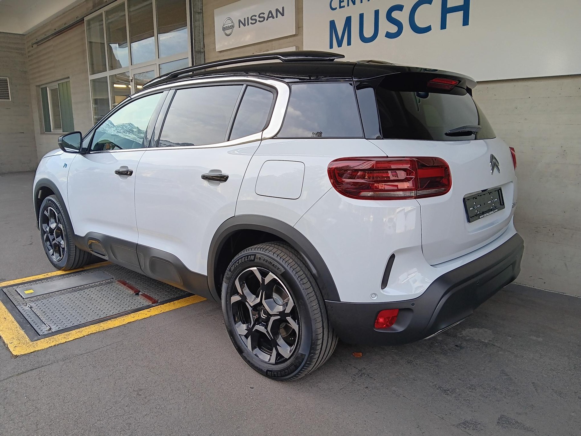 CITROEN C5 Aircross 1.6 PHEV Max-showroom-element-3