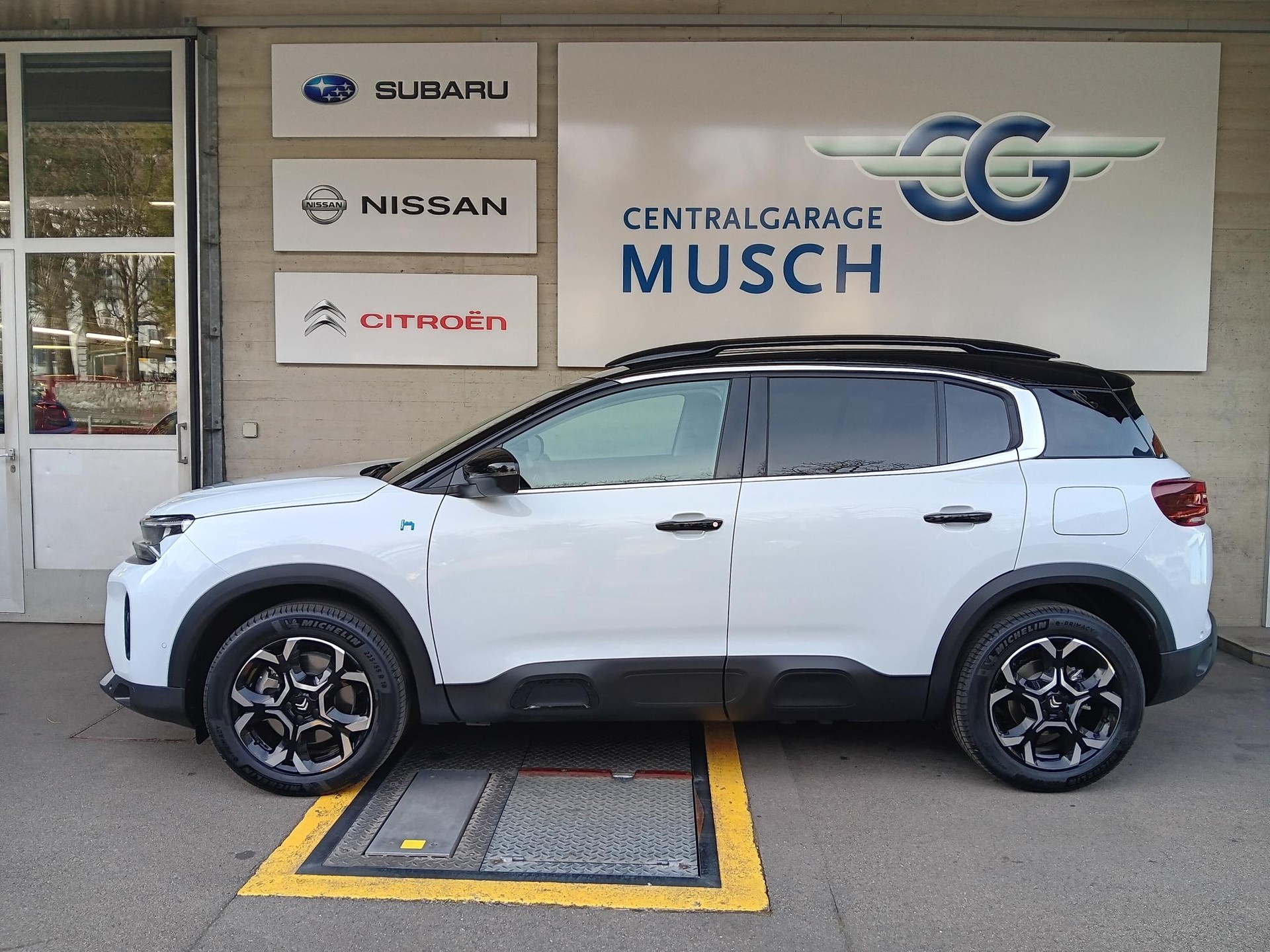 CITROEN C5 Aircross 1.6 PHEV Max-showroom-element-2