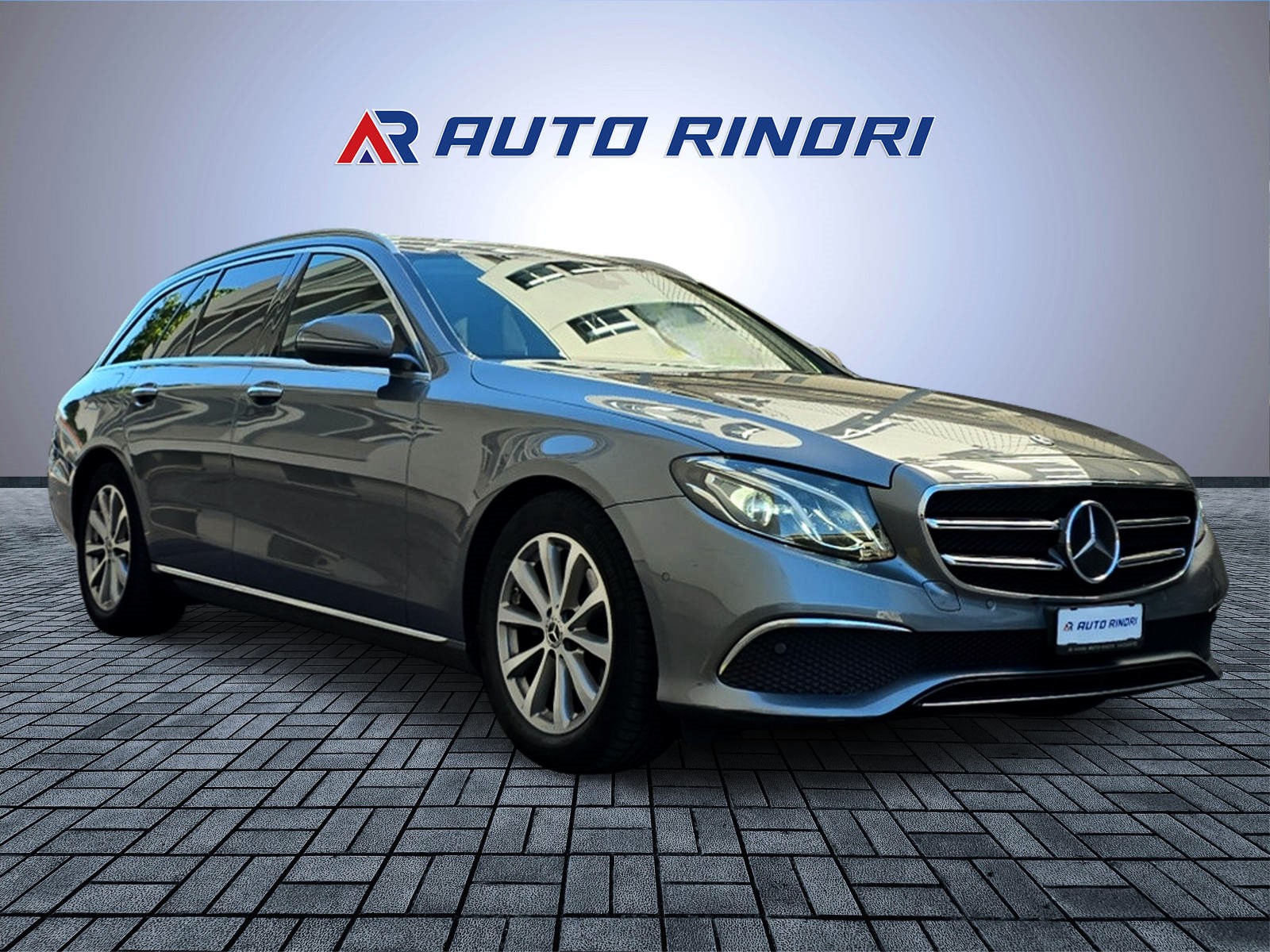 MERCEDES-BENZ E 200 d Avantgarde 9G-Tronic-showroom-element-1