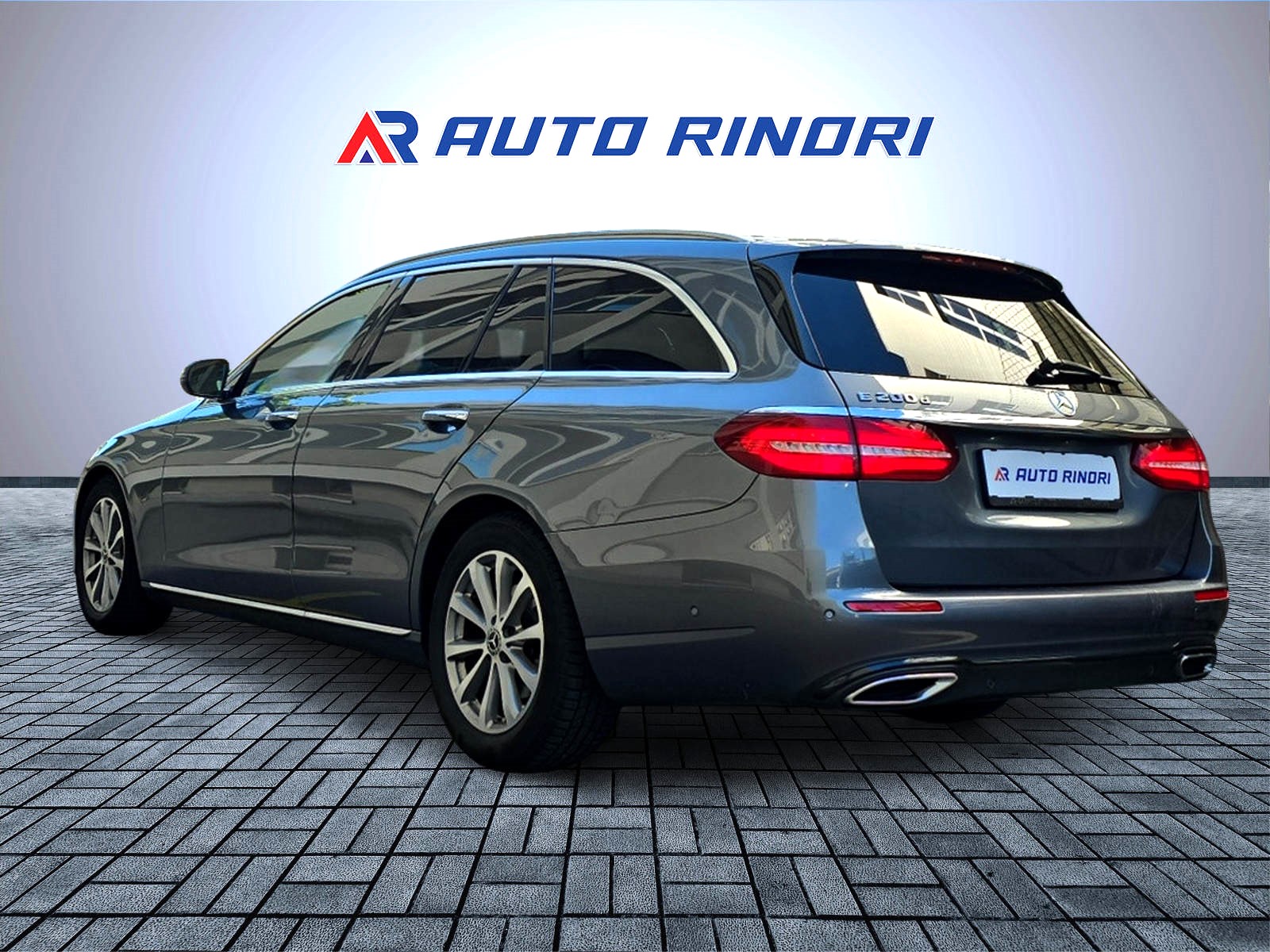 MERCEDES-BENZ E 200 d Avantgarde 9G-Tronic-showroom-element-2