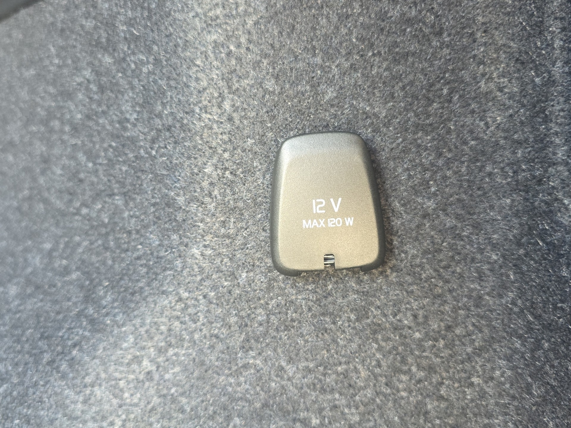 VOLVO XC40 2.0 B3 MH Core-image-20