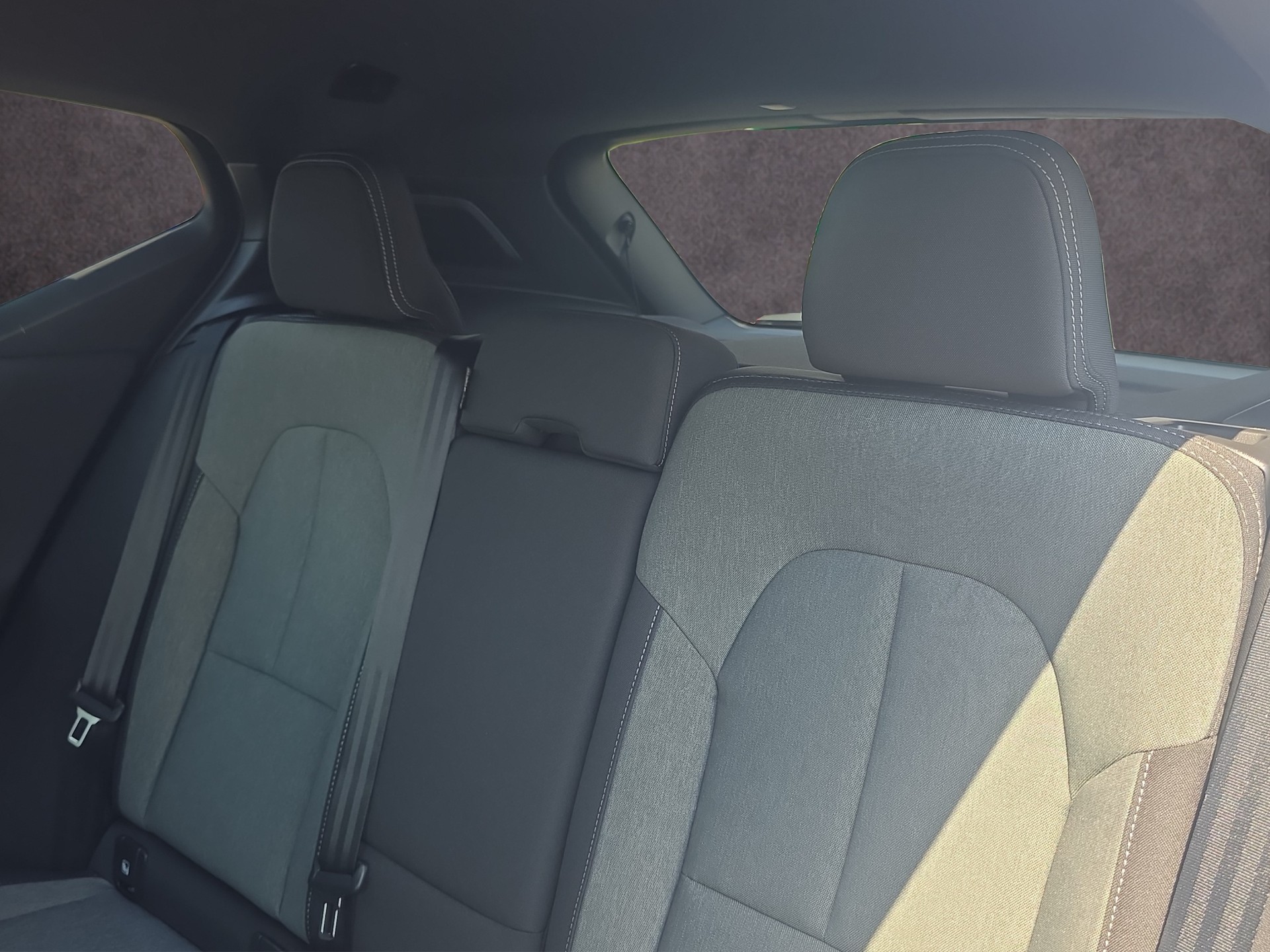 VOLVO XC40 2.0 B3 MH Core-image-14