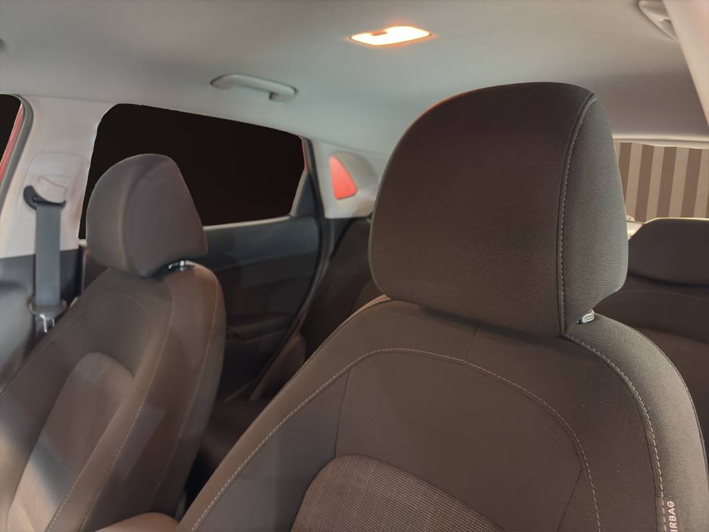 HYUNDAI Kona 1.6 GDi HEV Origo DCT-image-15