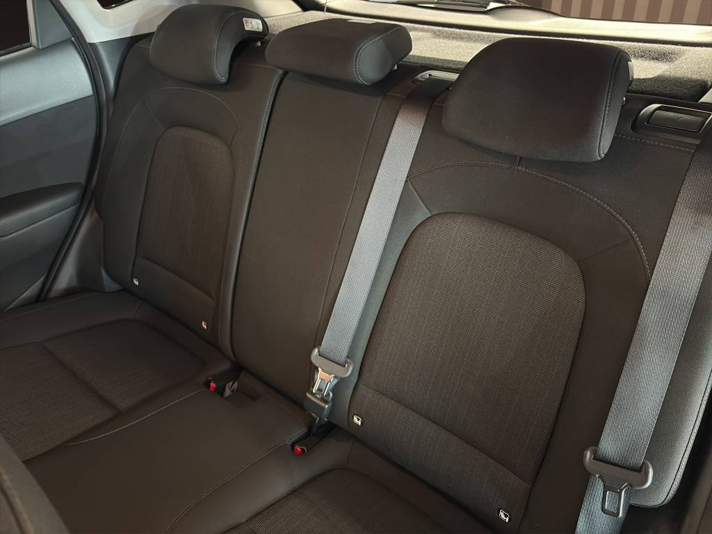 HYUNDAI Kona 1.6 GDi HEV Origo DCT-image-8