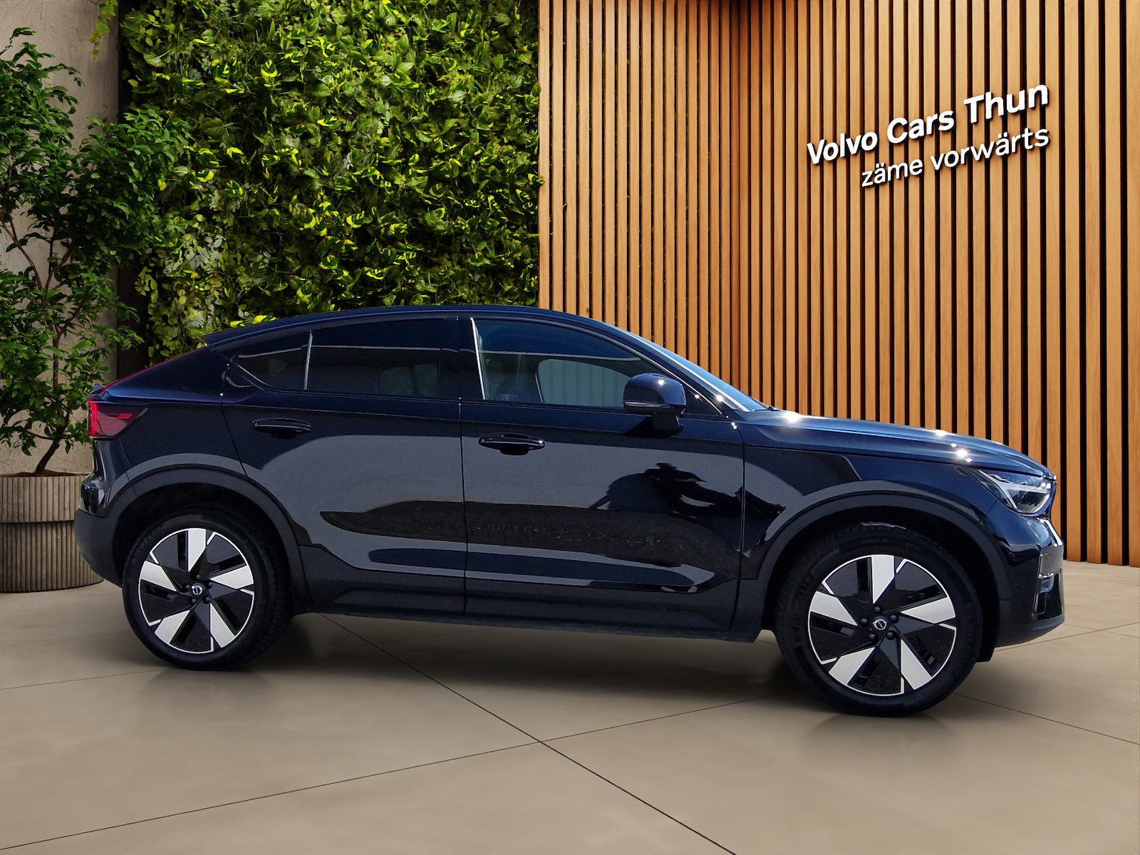 VOLVO C40 E80 Ultimate AWD-showroom-element-3