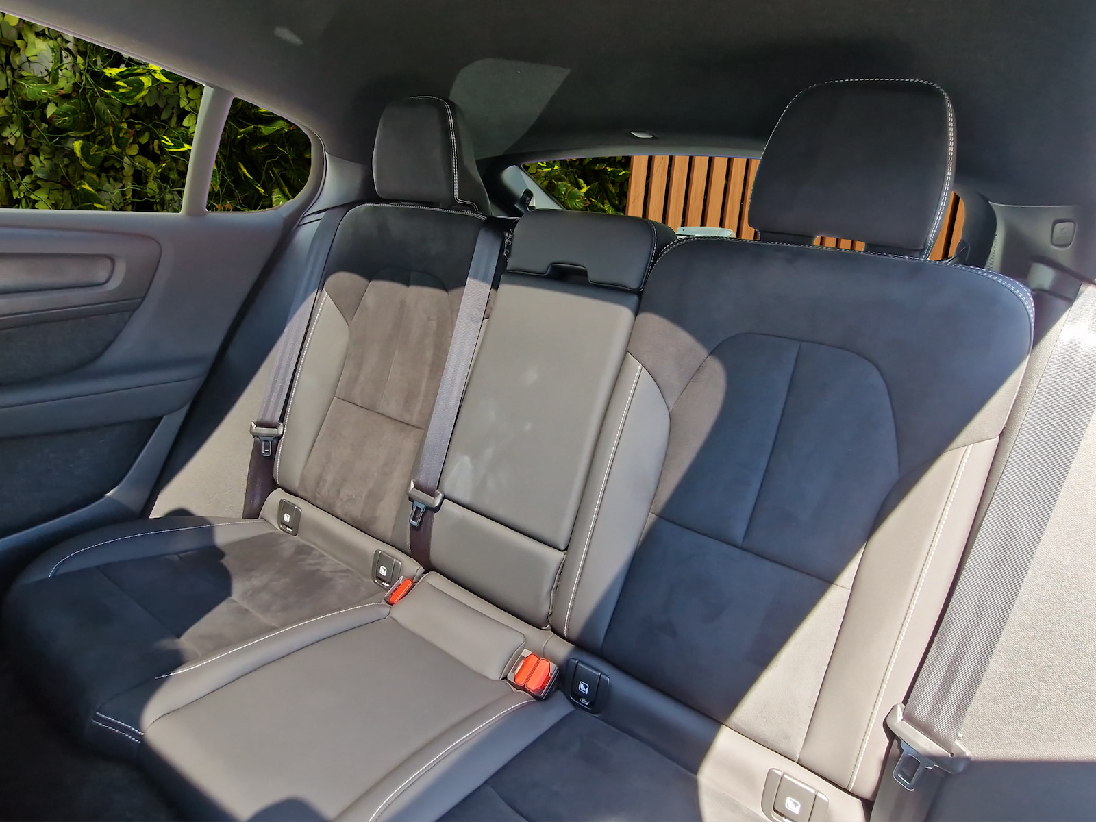 VOLVO C40 E80 Ultimate AWD-image-14