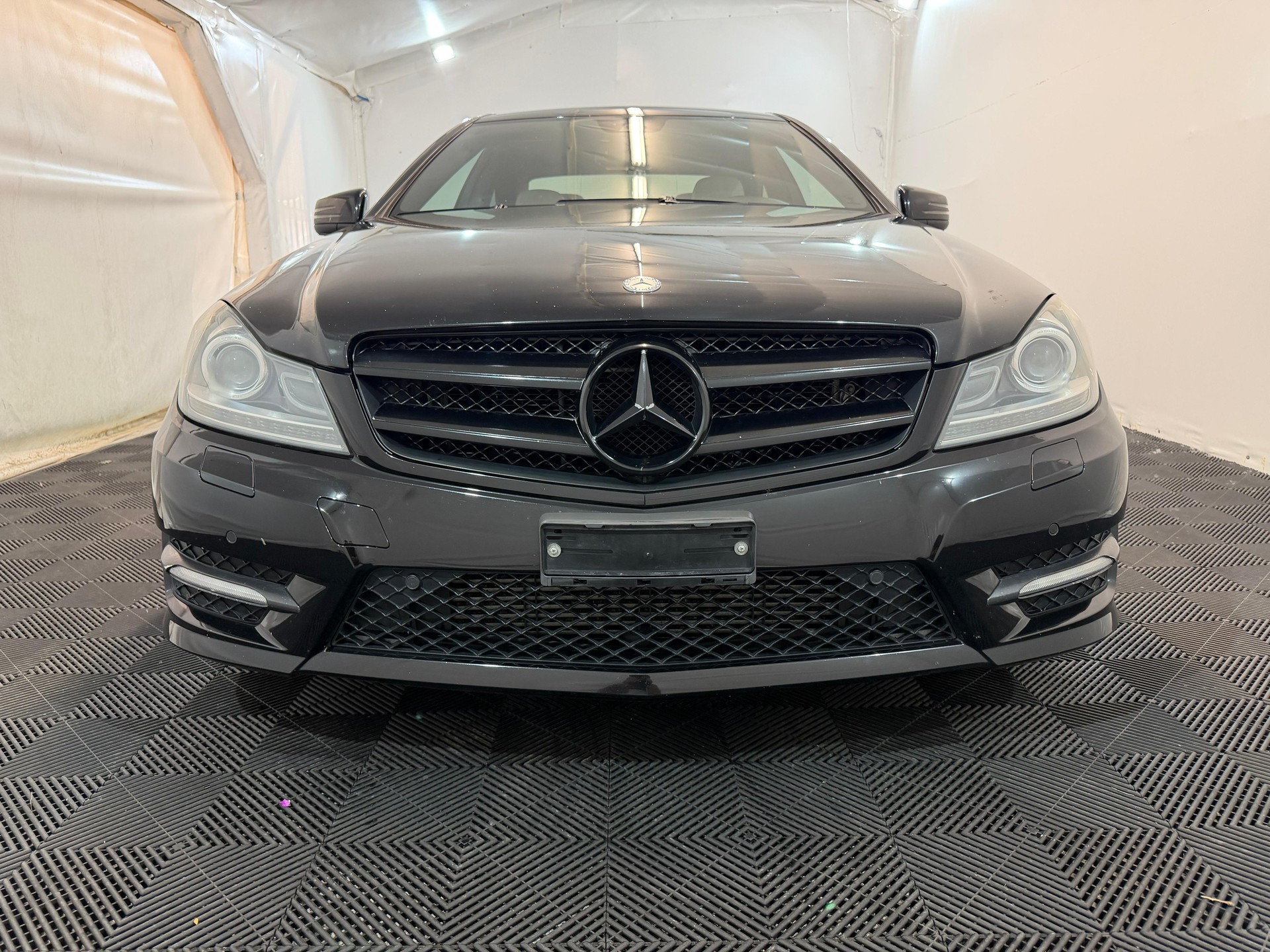 MERCEDES-BENZ C 250 BlueEF Coupé-showroom-element-1