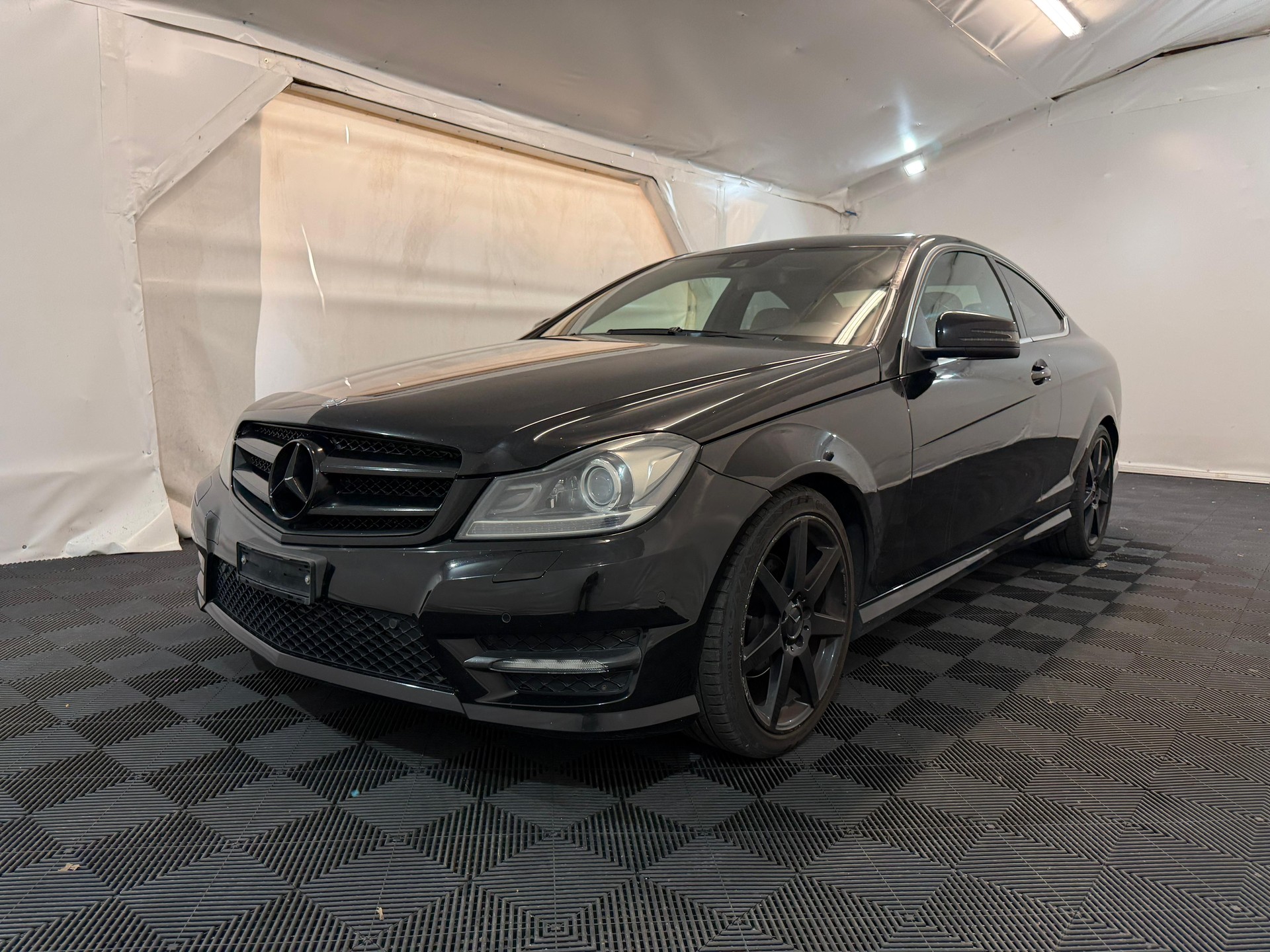 MERCEDES-BENZ C 250 BlueEF Coupé-showroom-element-2