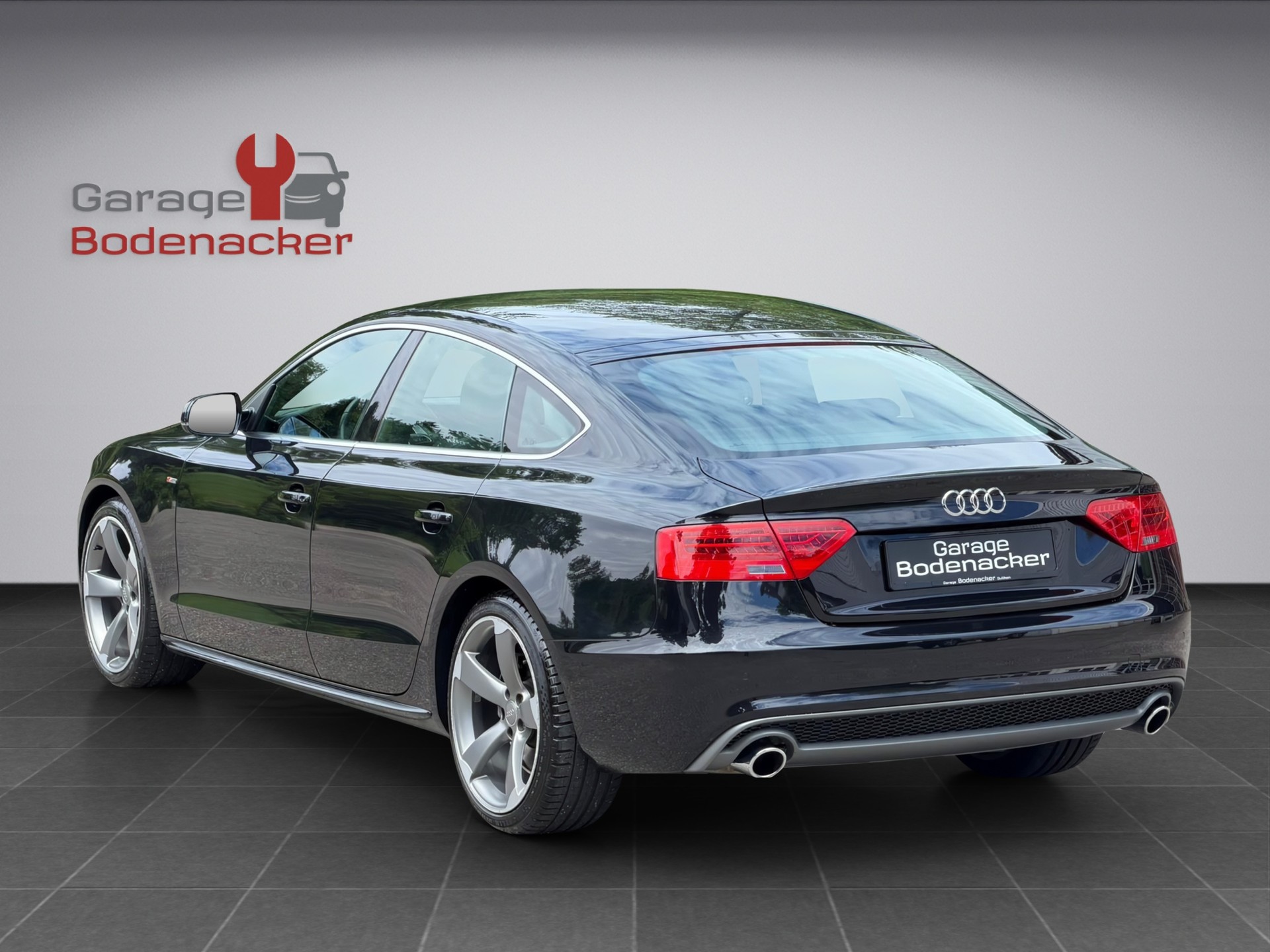 AUDI A5 Sportback 2.0 TFSI quattro * S Line *-showroom-element-3