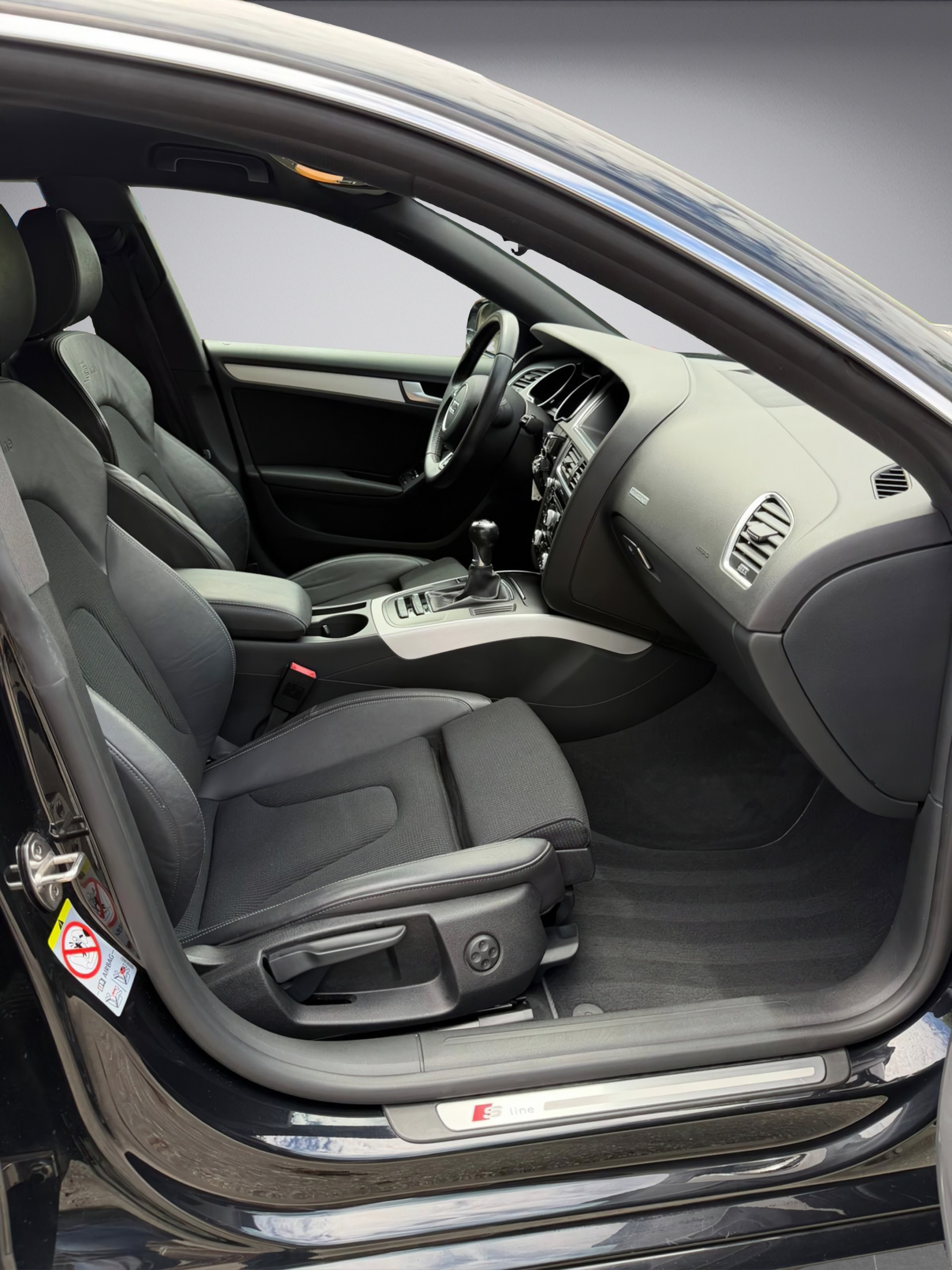 AUDI A5 Sportback 2.0 TFSI quattro * S Line *-image-12
