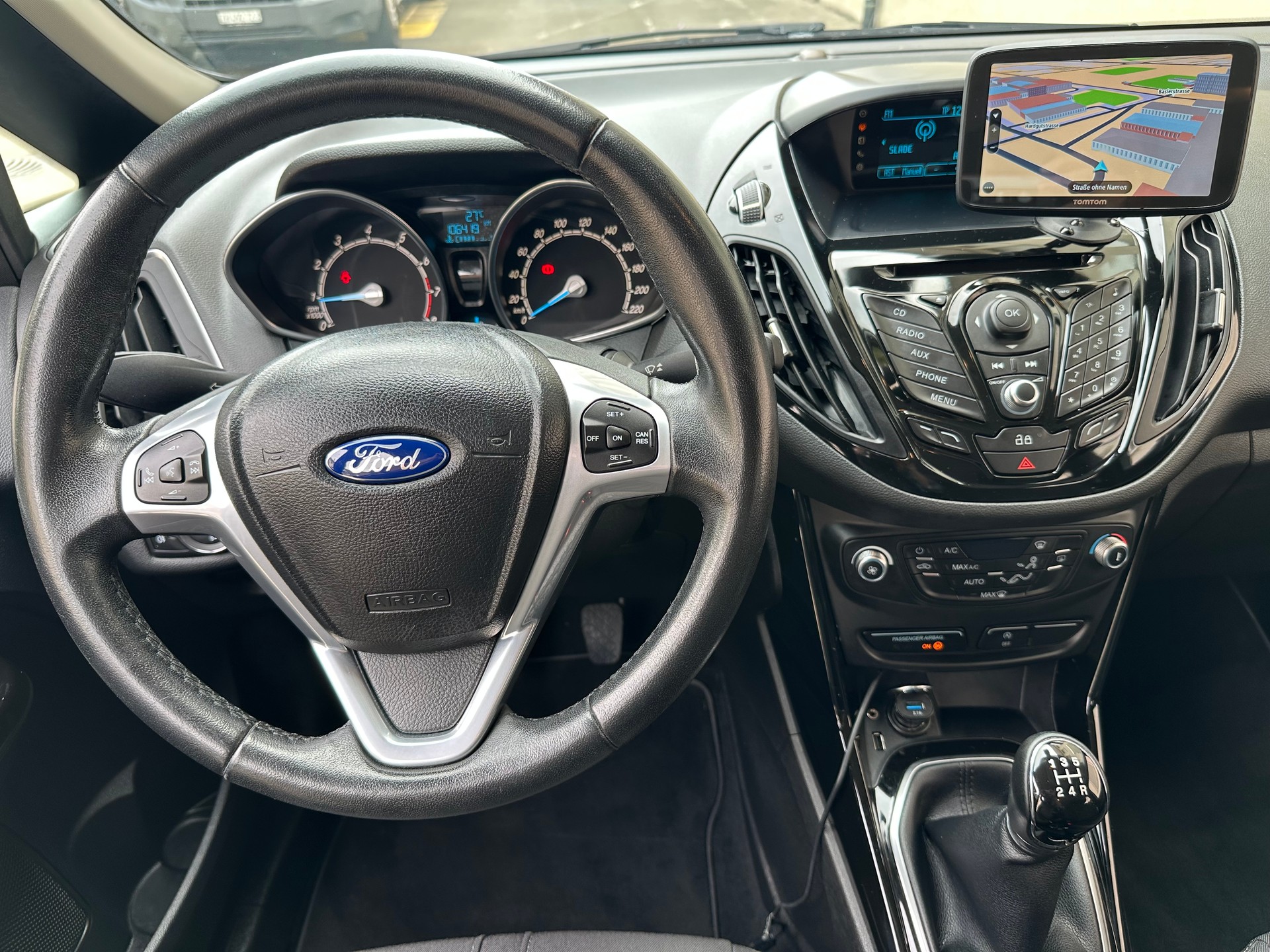 FORD B-Max 1.0 SCTi Titanium-image-10