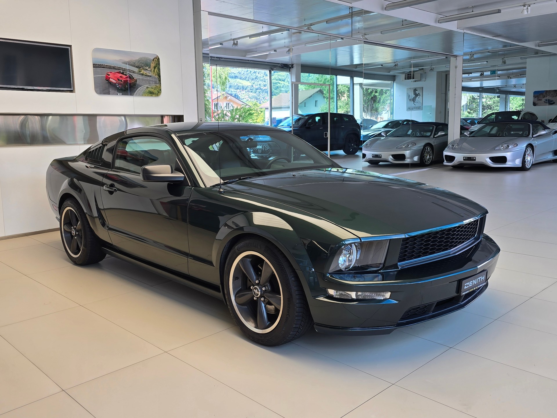 FORD Mustang Bullit-image-2