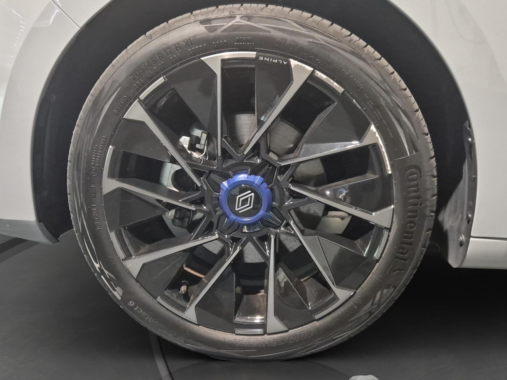 RENAULT Clio 1.6 E-Tech Esprit Alpine-image-17