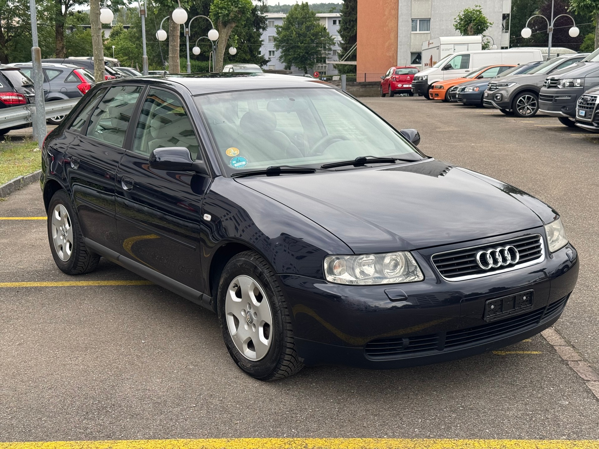 AUDI A3 1.8 T Attraction-image-2