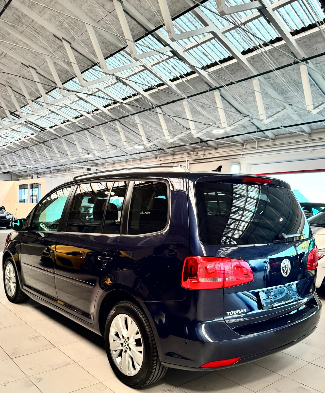 VW Touran 1.4 TSI Design DSG-image-13