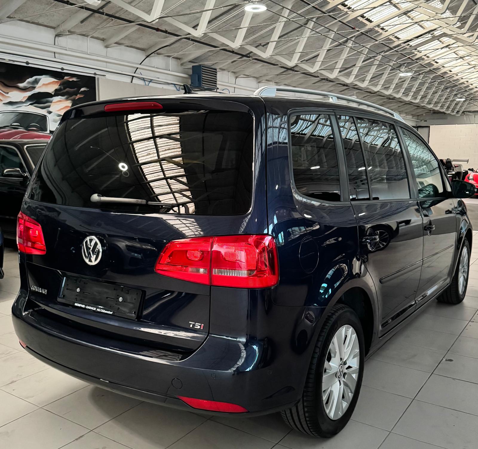 VW Touran 1.4 TSI Design DSG-image-10
