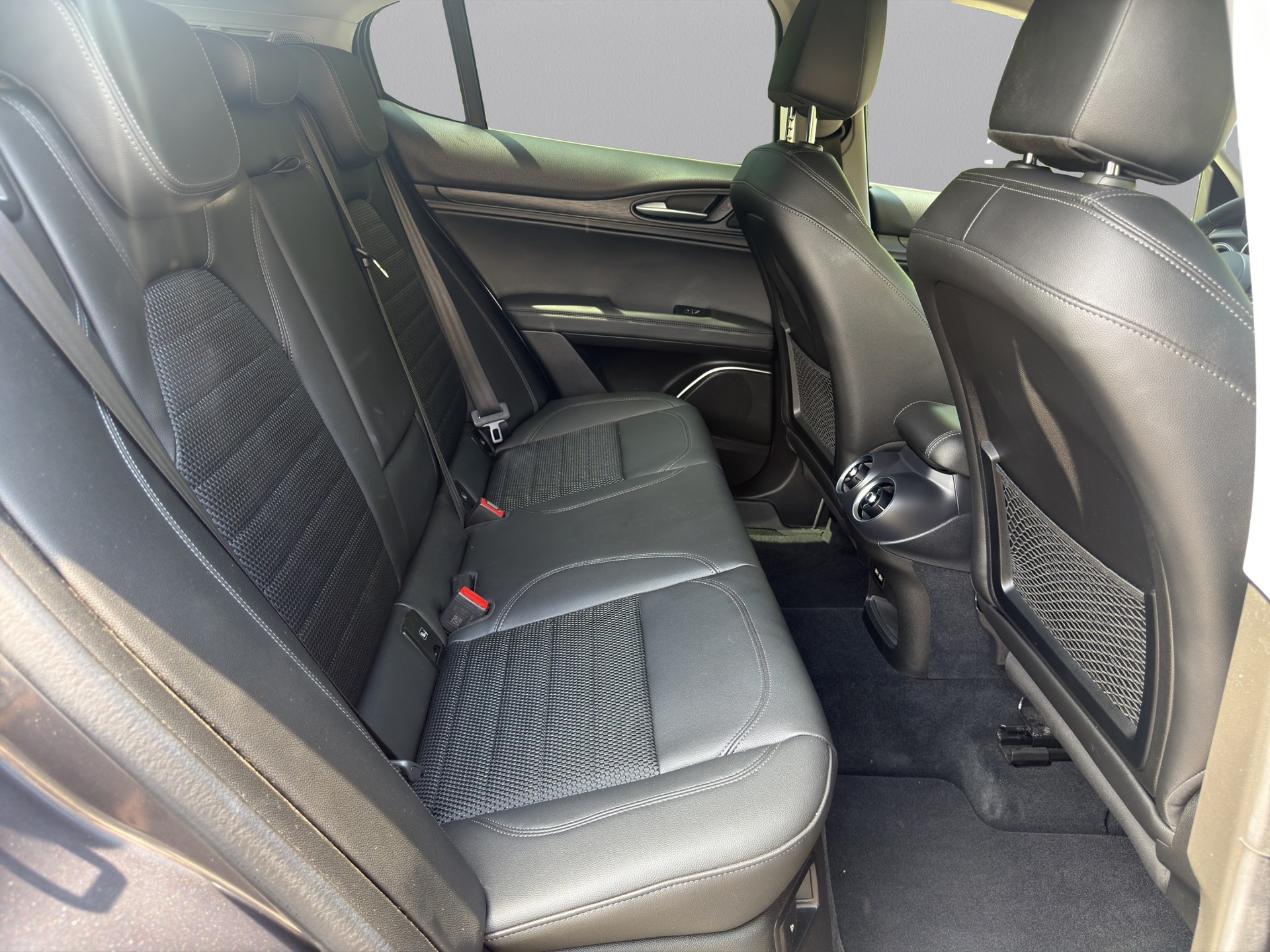 ALFA ROMEO Stelvio 2.0 Super Q4 Automatic-image-16