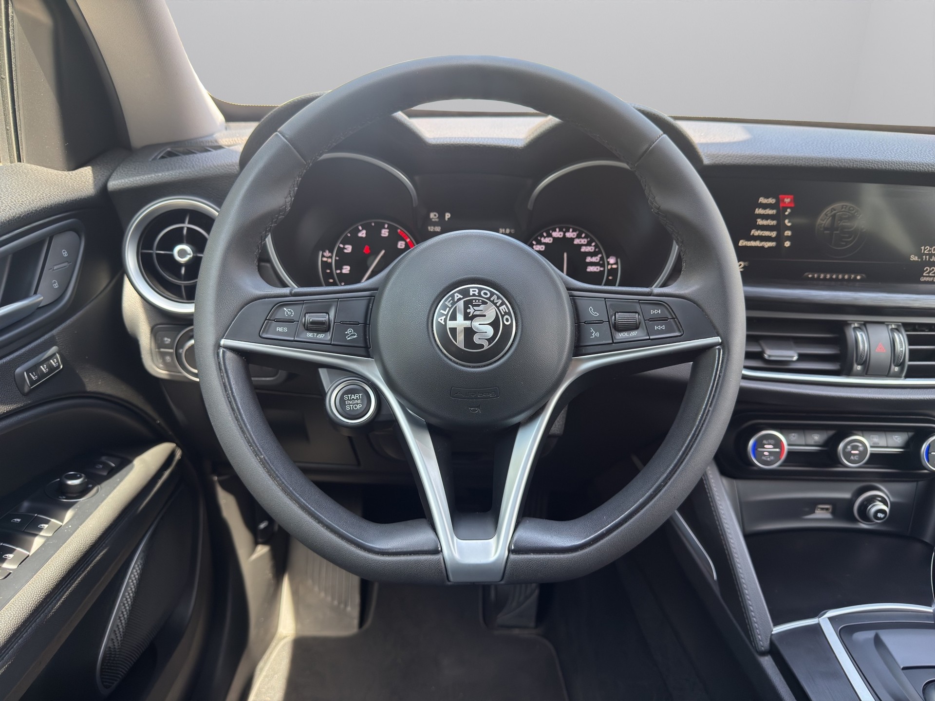 ALFA ROMEO Stelvio 2.0 Super Q4 Automatic-image-9