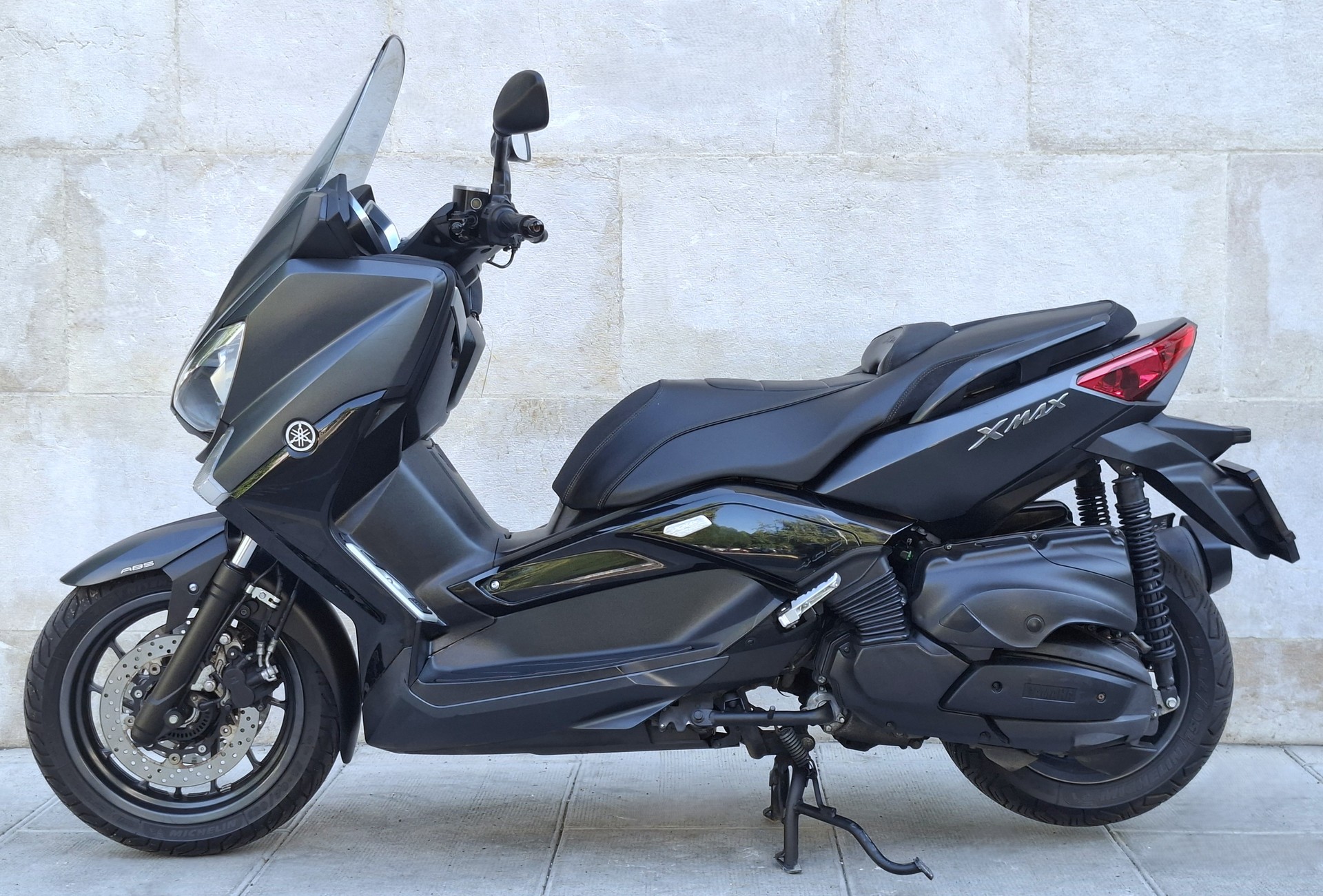 YAMAHA X-Max YP 400 R Iron Max ABS-image-2