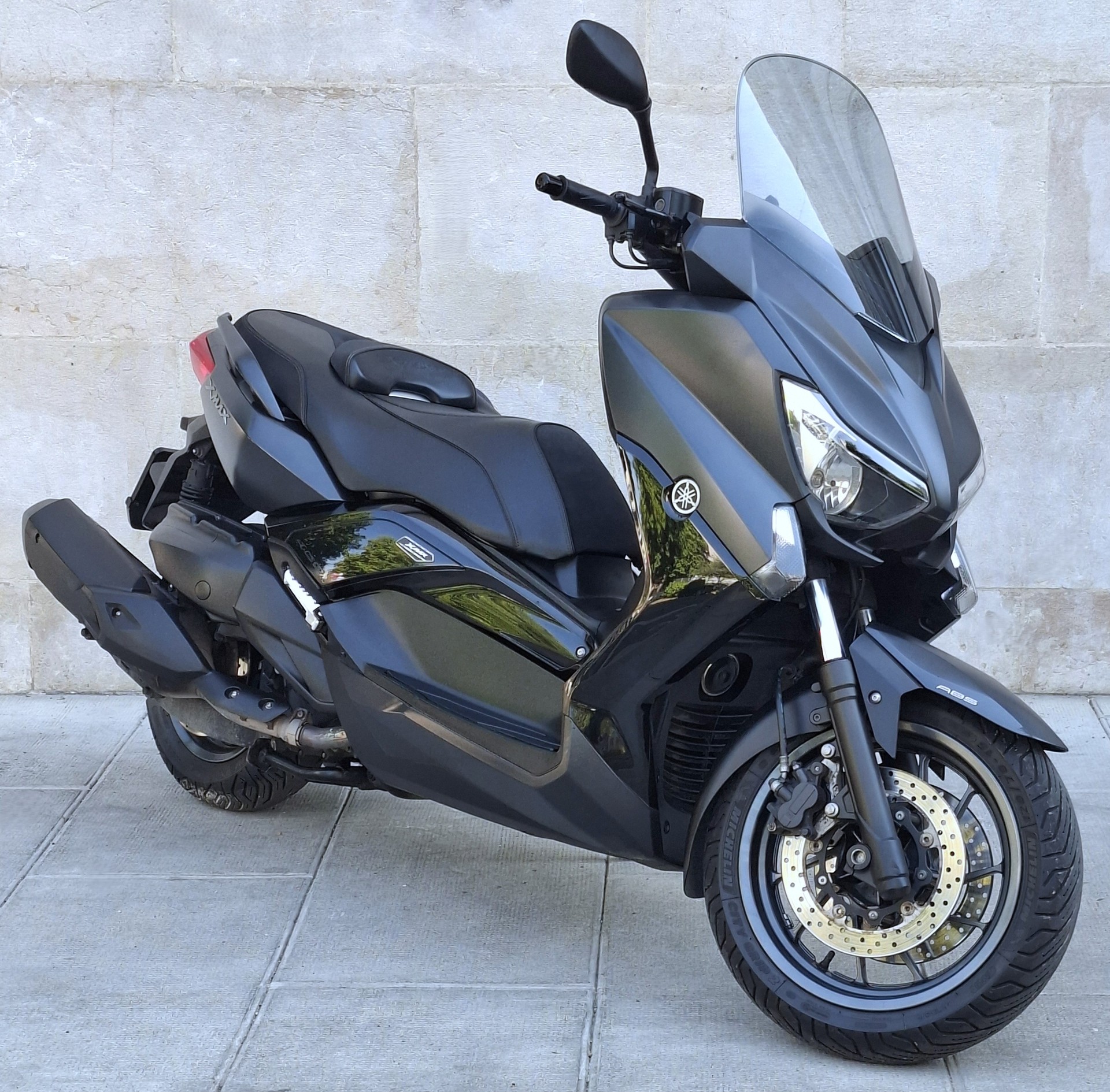 YAMAHA X-Max YP 400 R Iron Max ABS-image-1