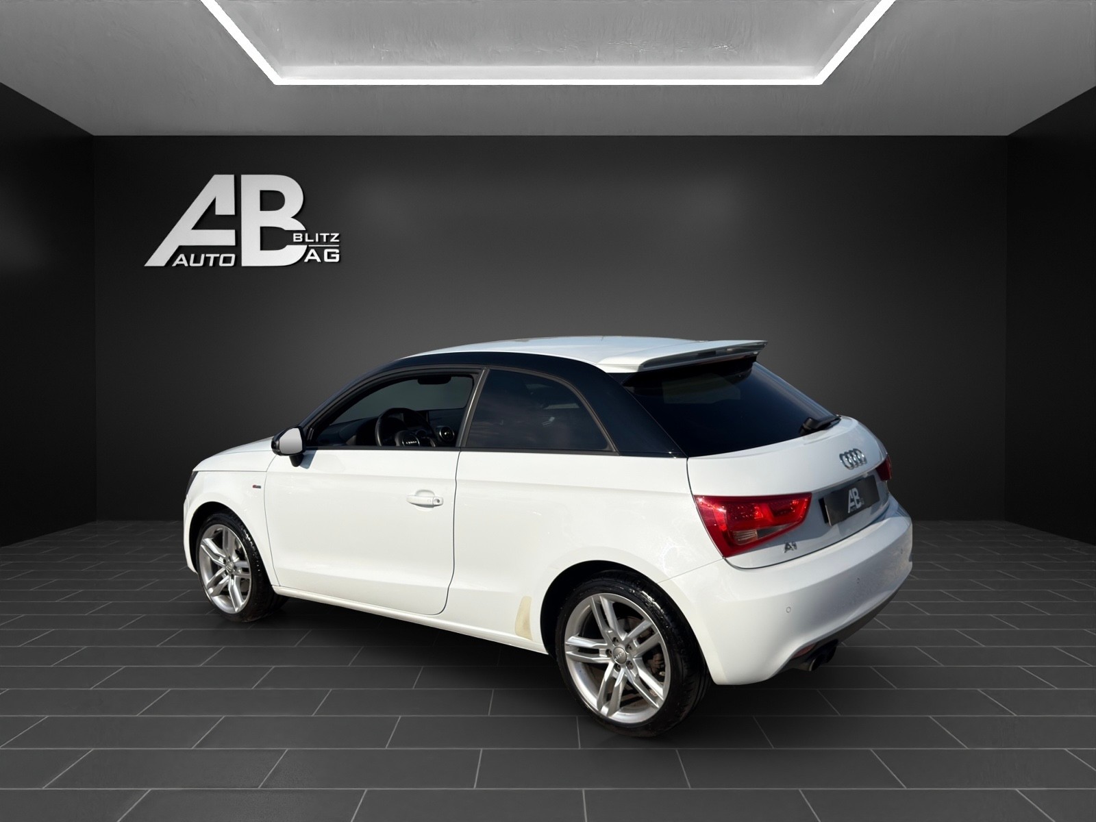 AUDI A1 1.4 S-Line TFSI Ambition mit 122 PS-showroom-element-2