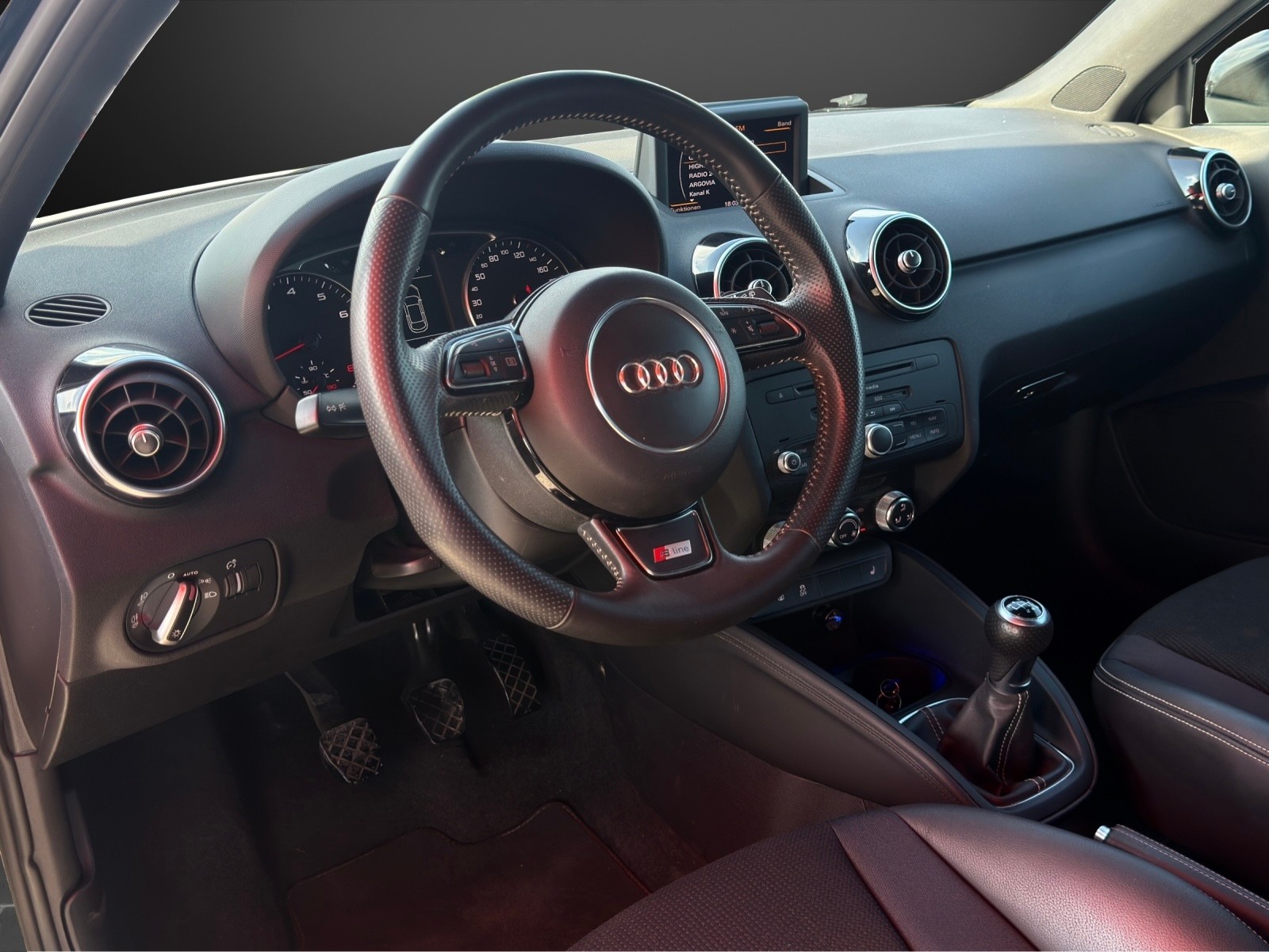 AUDI A1 1.4 S-Line TFSI Ambition mit 122 PS-image-7
