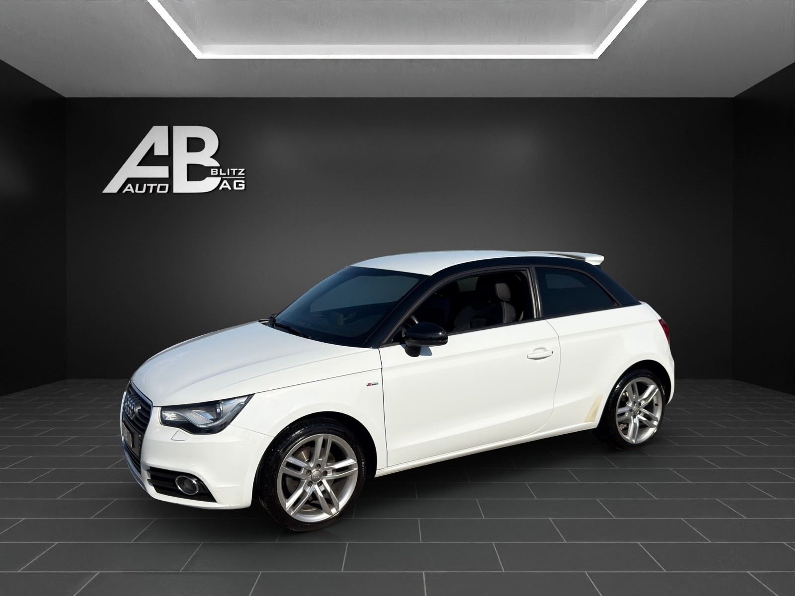 AUDI A1 1.4 S-Line TFSI Ambition mit 122 PS-showroom-element-1
